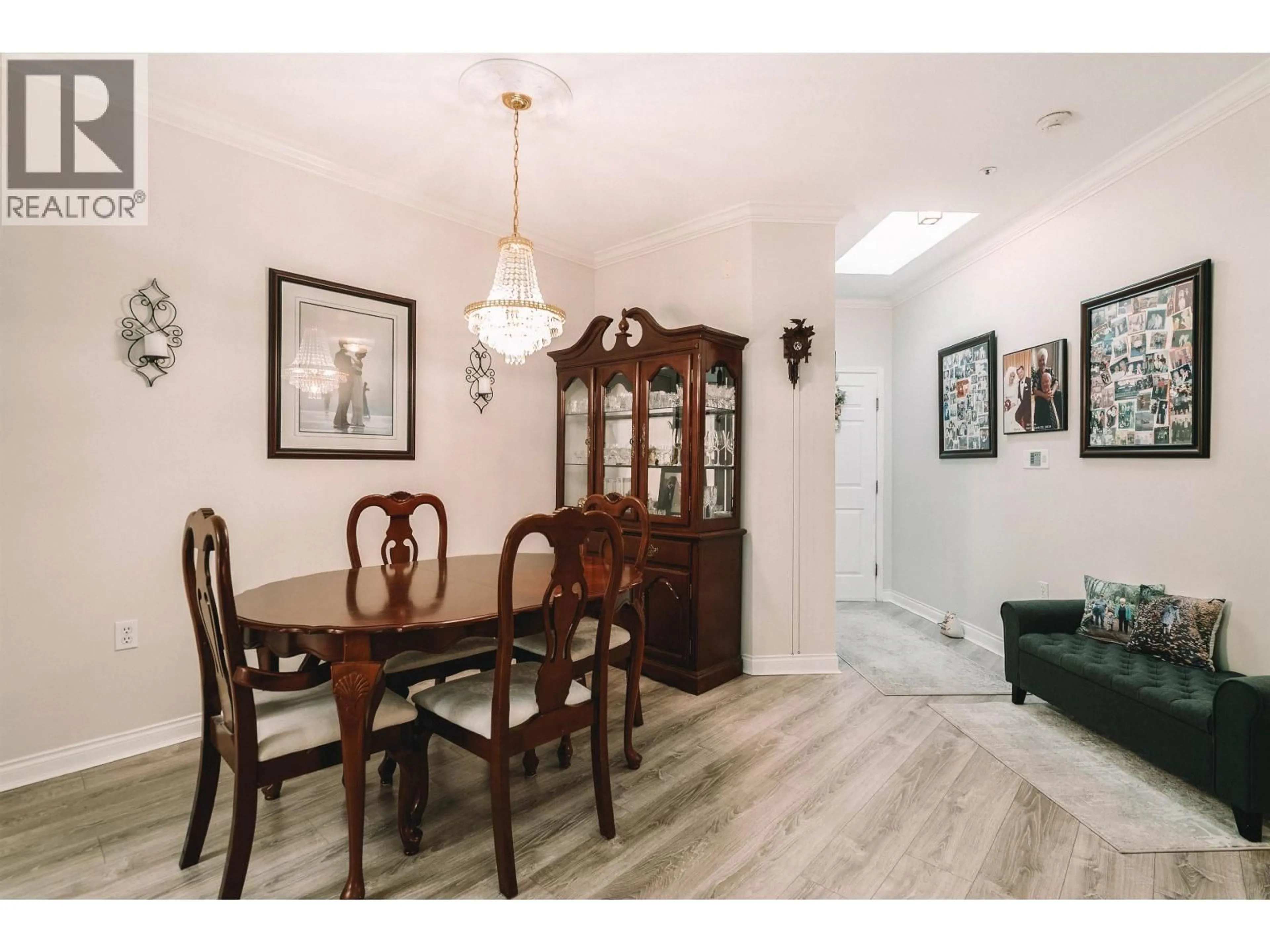 Dining room, unknown for 402 - 2995 PRINCESS CRESCENT, Coquitlam British Columbia V3B7N1