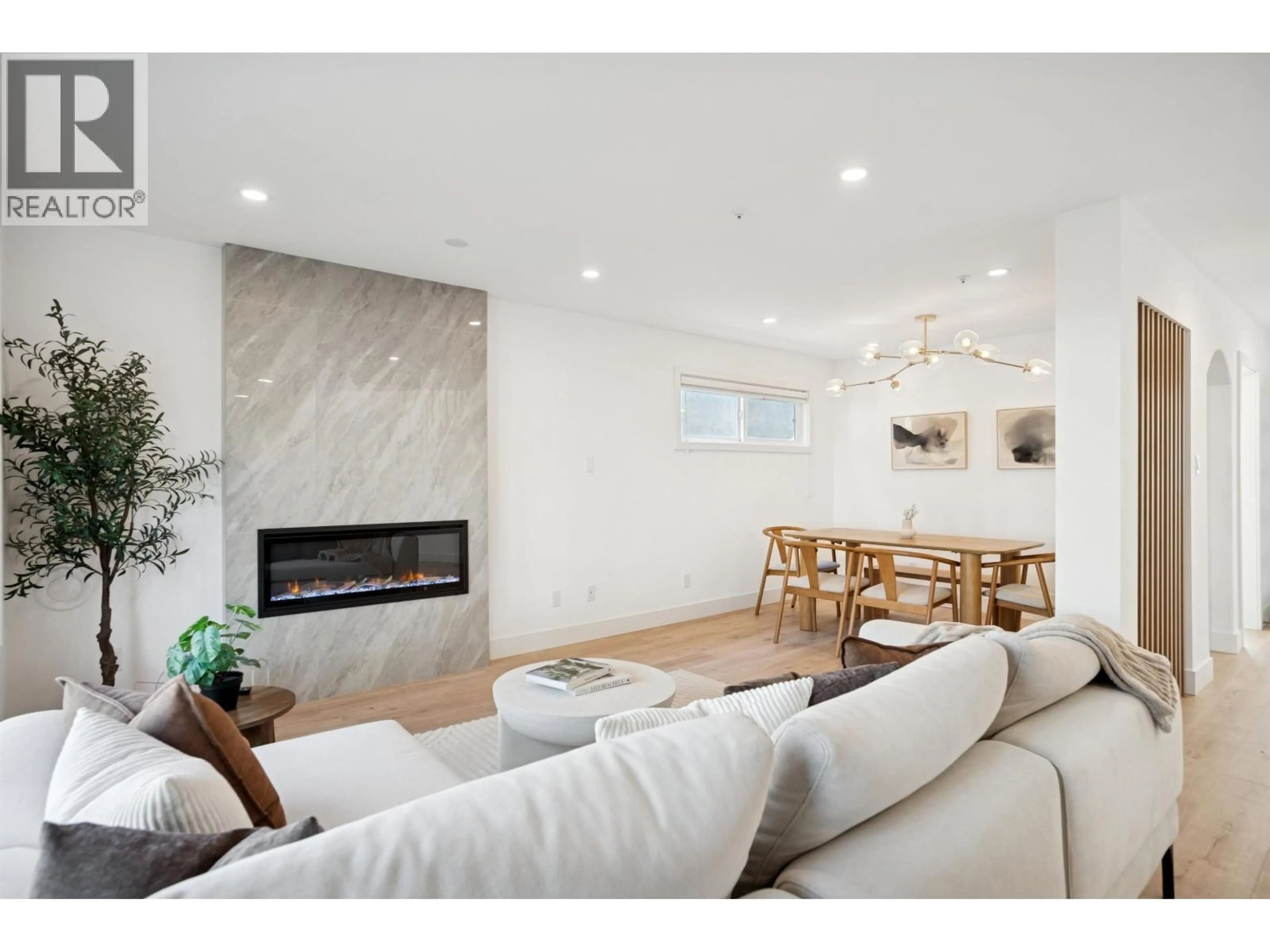 Living room with furniture, unknown for 2168 8TH AVENUE, Vancouver British Columbia V5N1V5