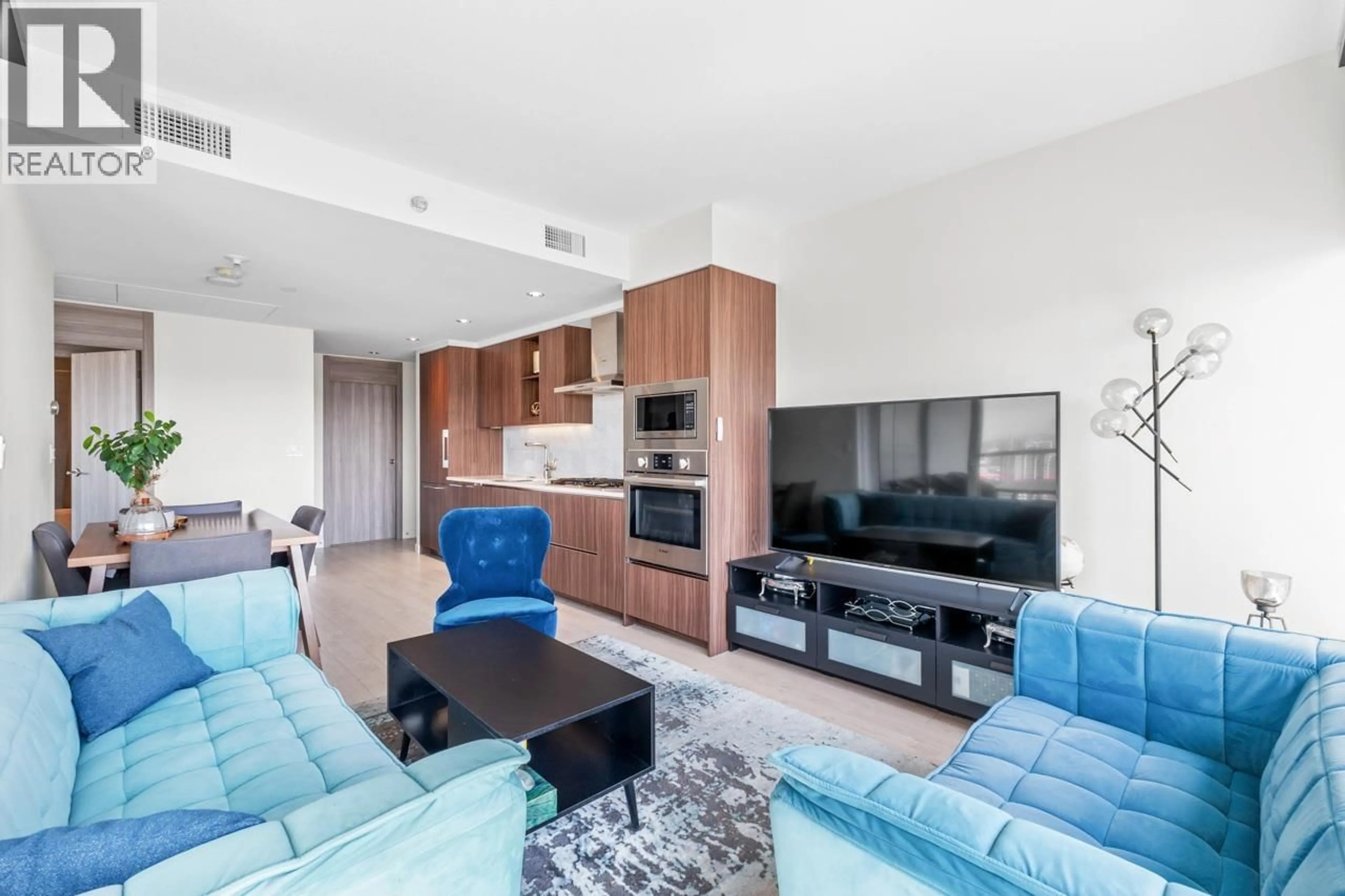 Living room with furniture, unknown for 2602 - 4730 LOUGHEED HIGHWAY, Burnaby British Columbia V5C0M9