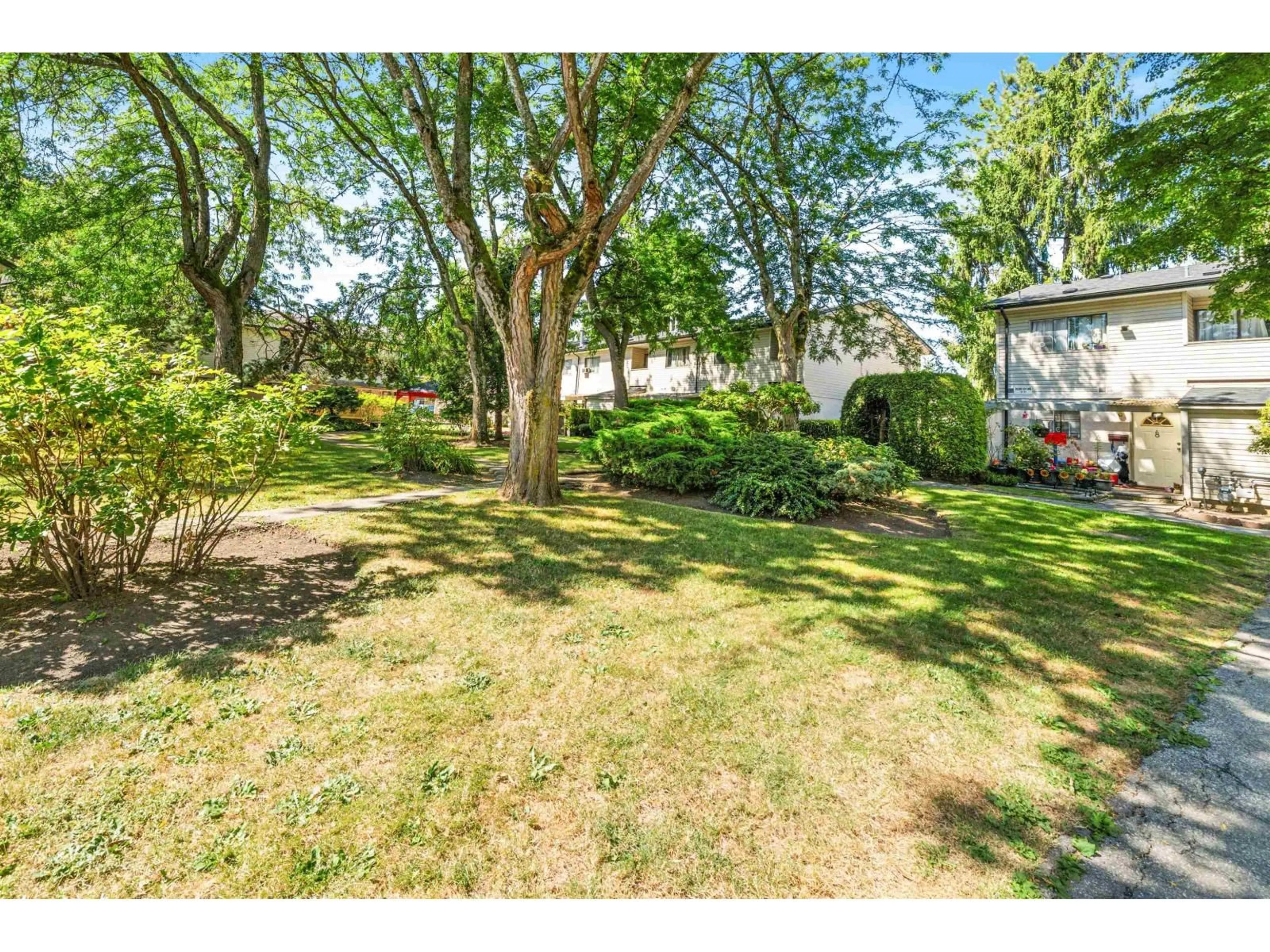 A pic from outside/outdoor area/front of a property/back of a property/a pic from drone, unknown for 14 - 5271 204 STREET, Langley British Columbia V3A5X1