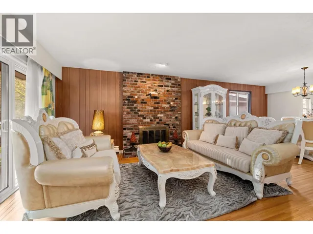 4651 16TH AVENUE, Vancouver 3