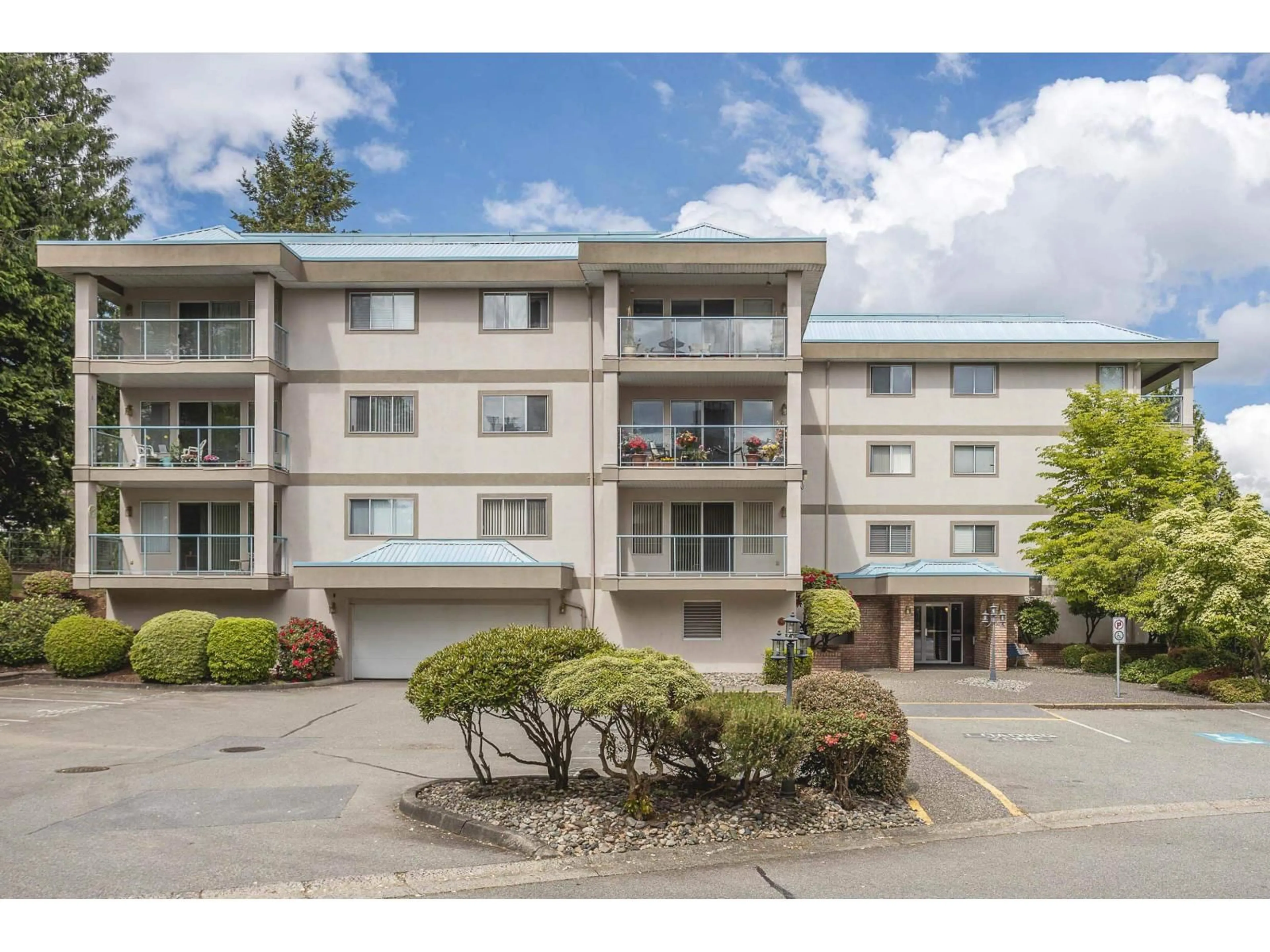 Unknown for 215 - 33090 GEORGE FERGUSON WAY, Abbotsford British Columbia V2S6Y2