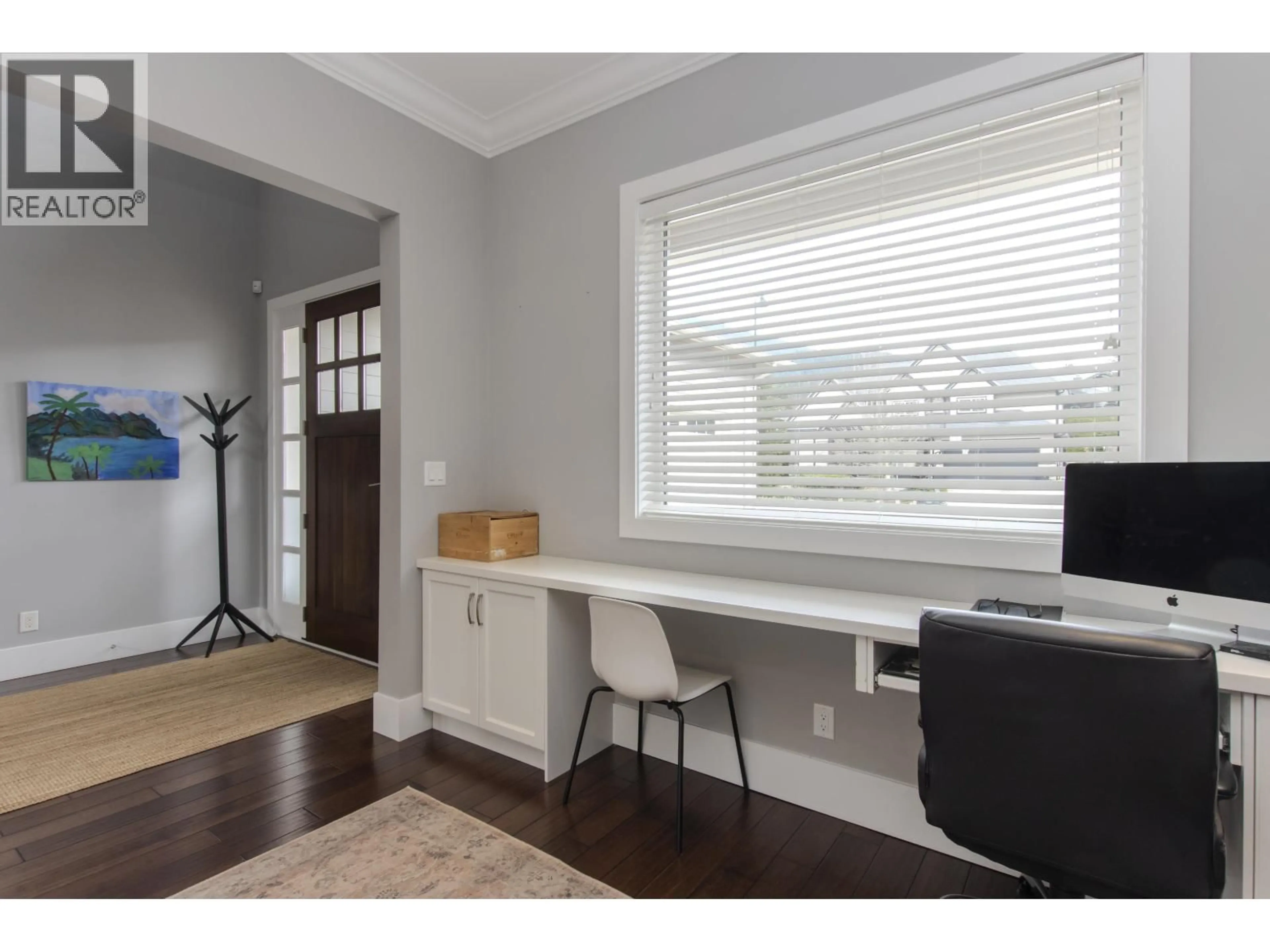 A pic of a room for 1018 JAY CRESCENT, Squamish British Columbia V8B0P2