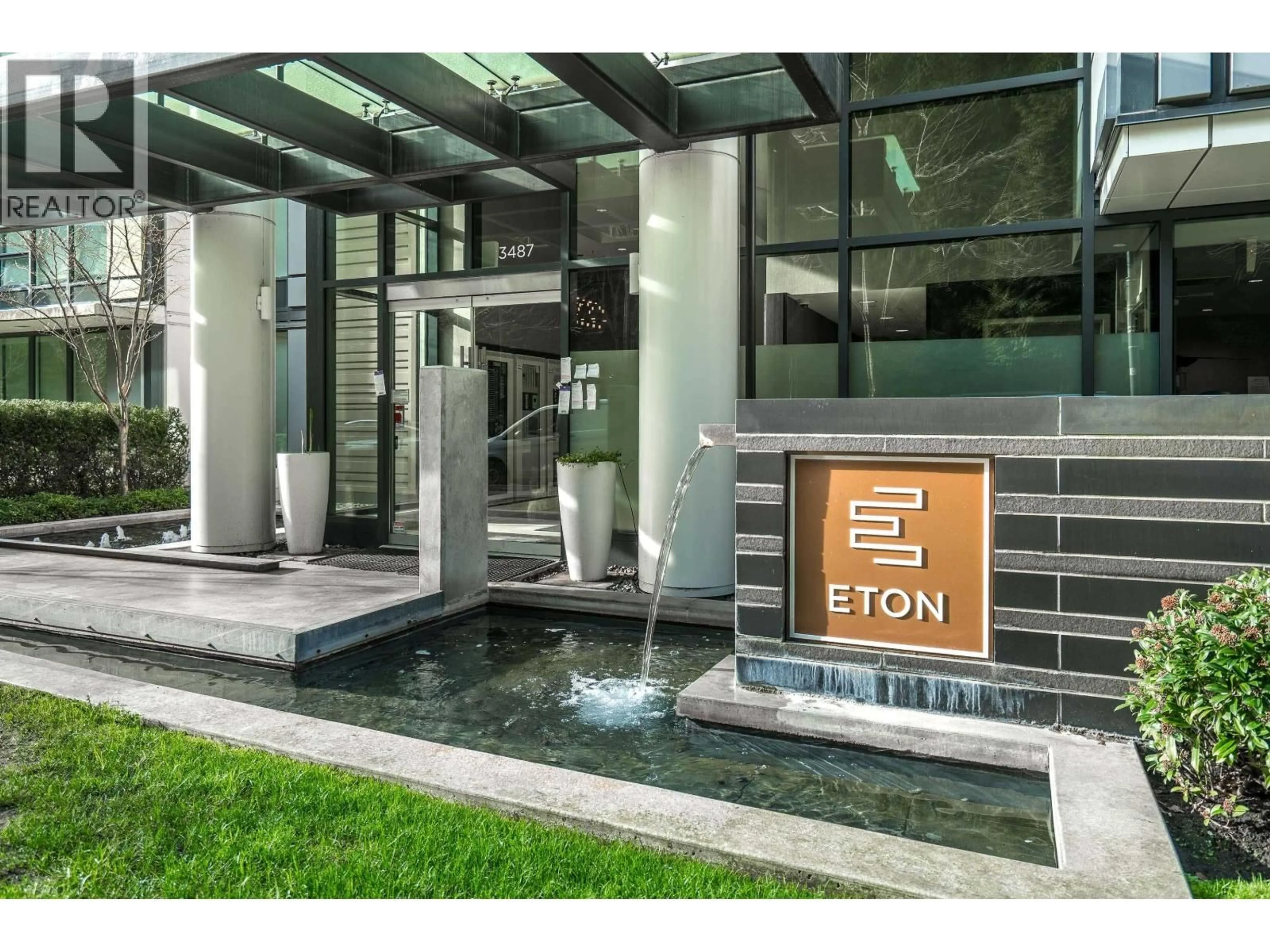 Indoor foyer for 1705 - 3487 BINNING ROAD, Vancouver British Columbia V6S0K8