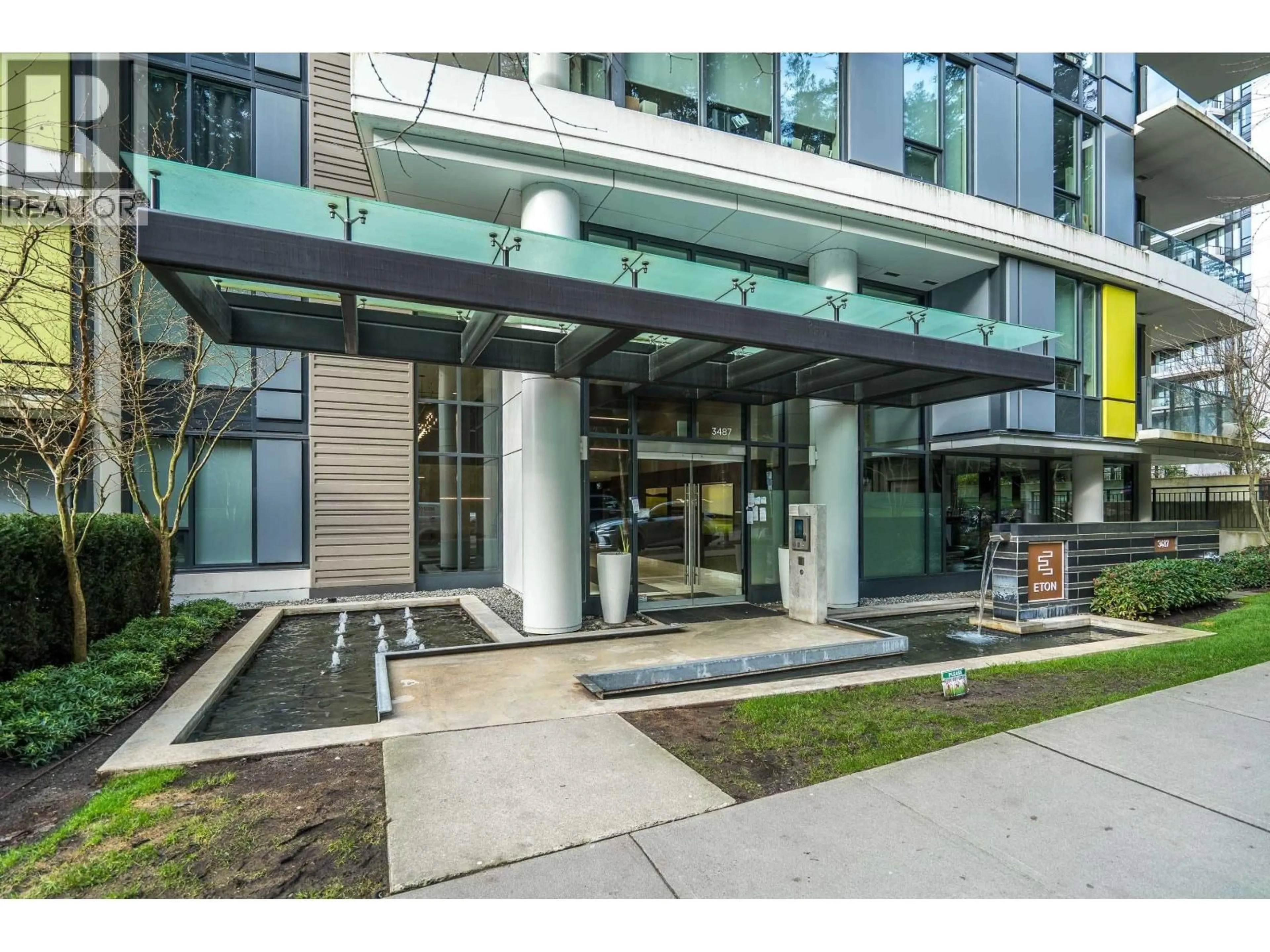 Indoor foyer for 1705 - 3487 BINNING ROAD, Vancouver British Columbia V6S0K8