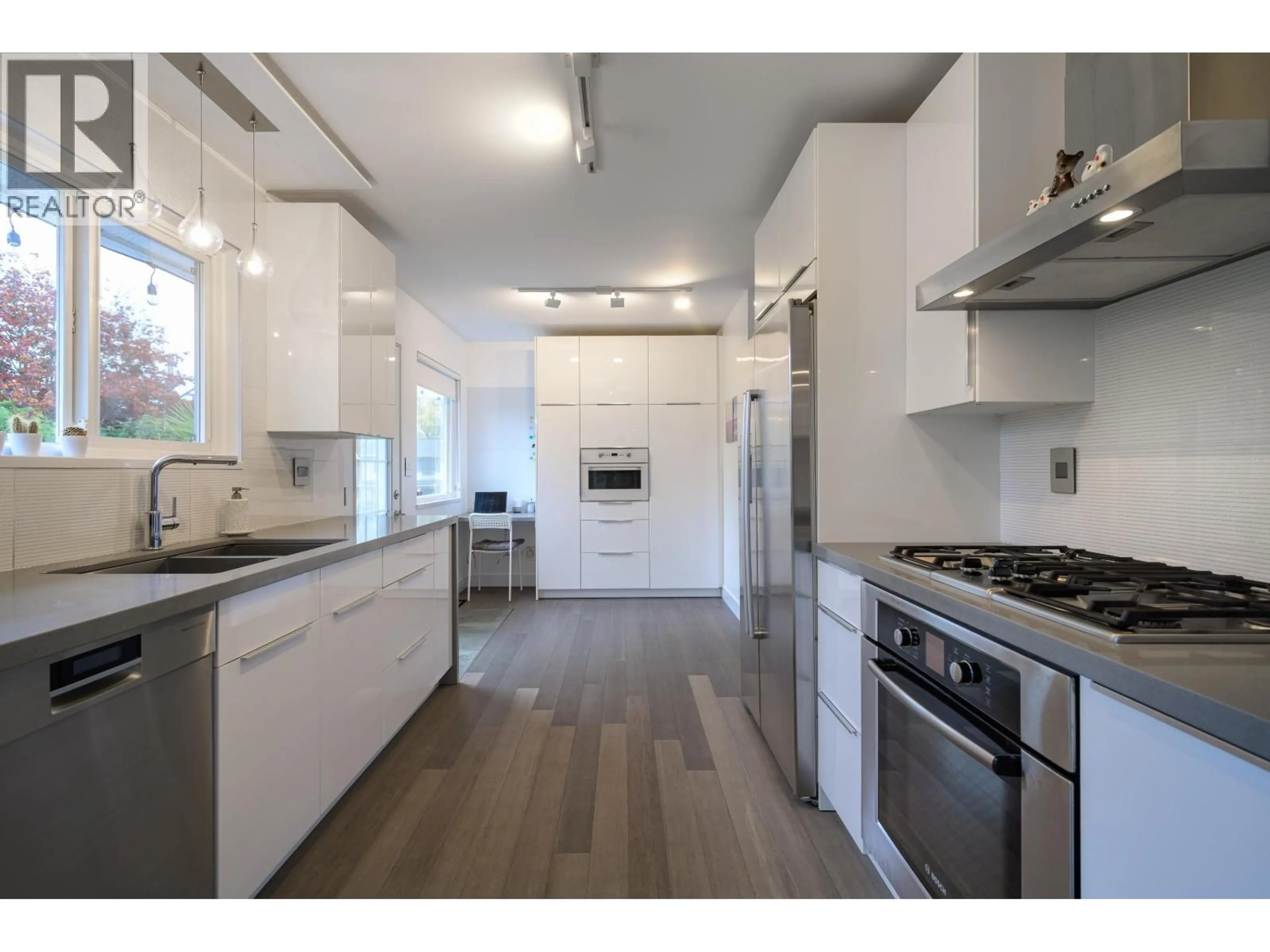 Open concept kitchen, unknown for 4434 52A STREET, Ladner British Columbia V4K2Y4