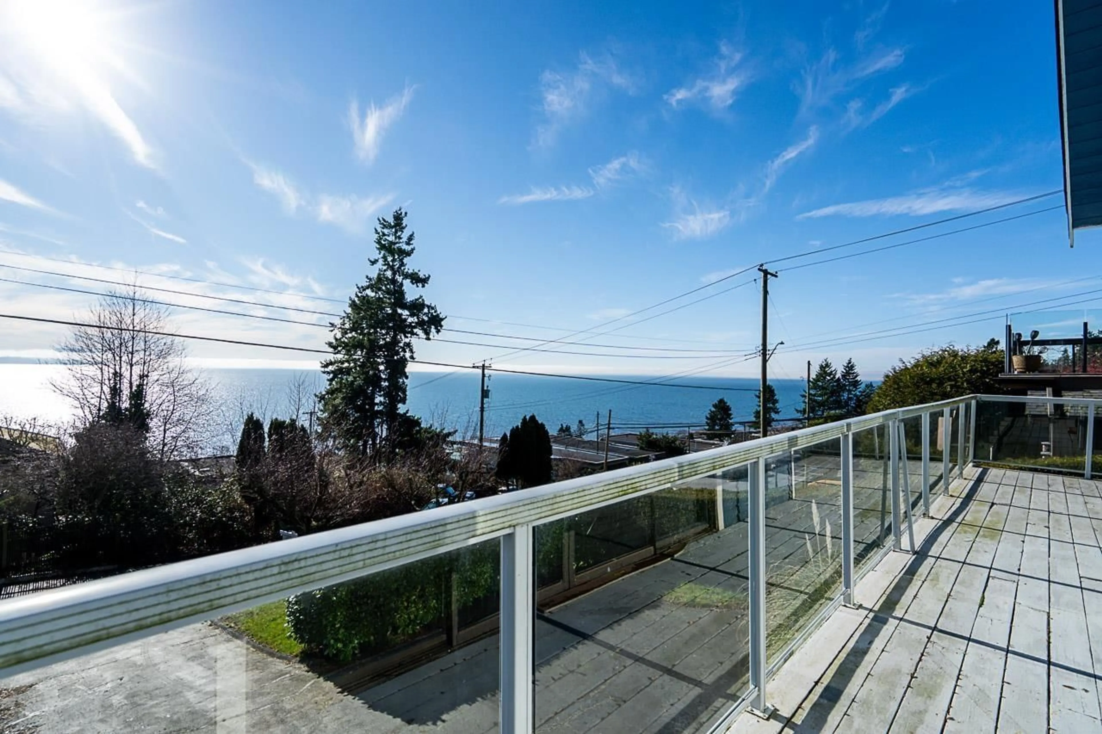 Patio, water/lake/river/ocean view for 14815 HARDIE AVENUE, White Rock British Columbia V4B2H6