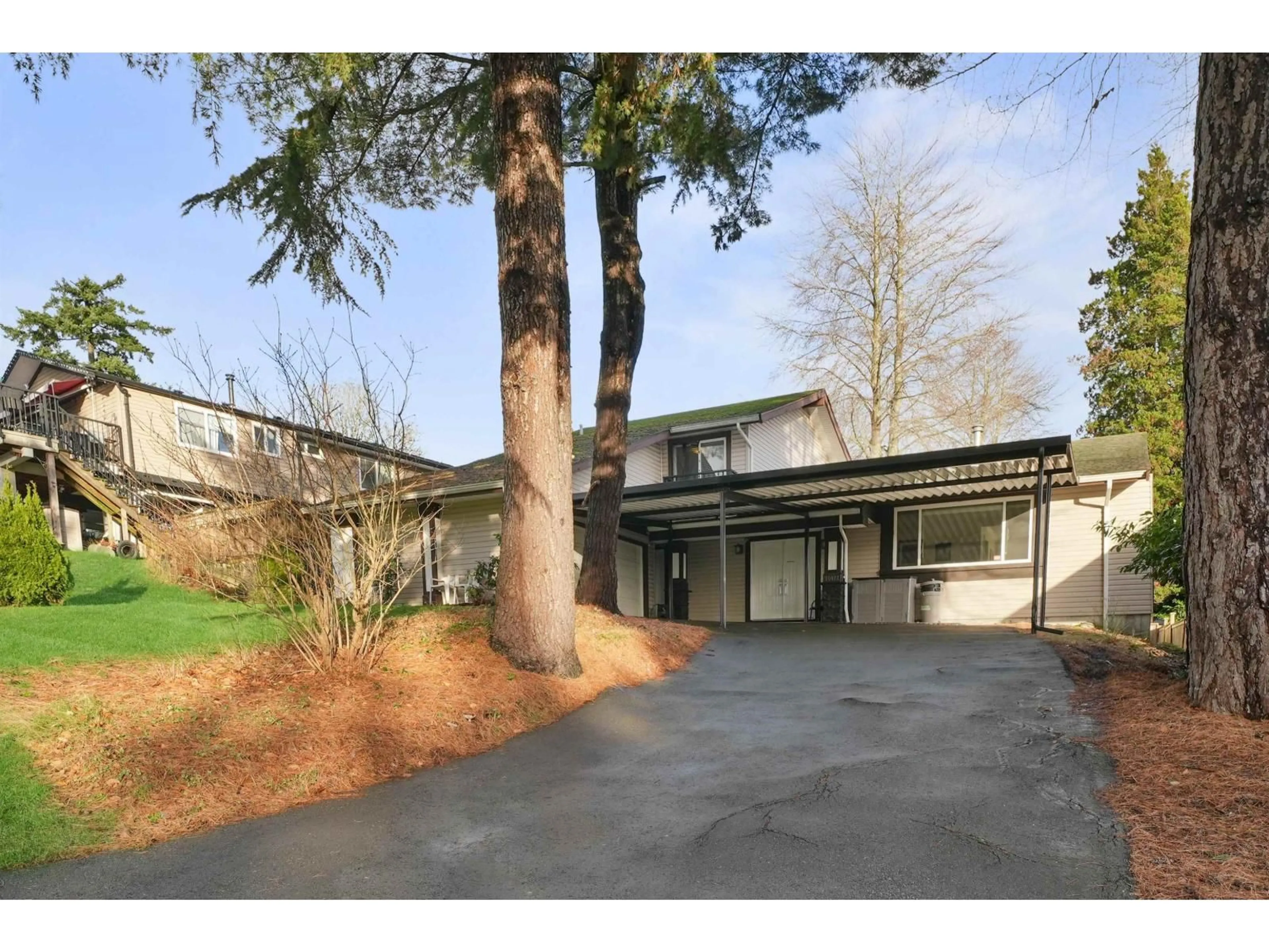 Unknown for 10421 SANTA MONICA DRIVE, Delta British Columbia V4C1P8