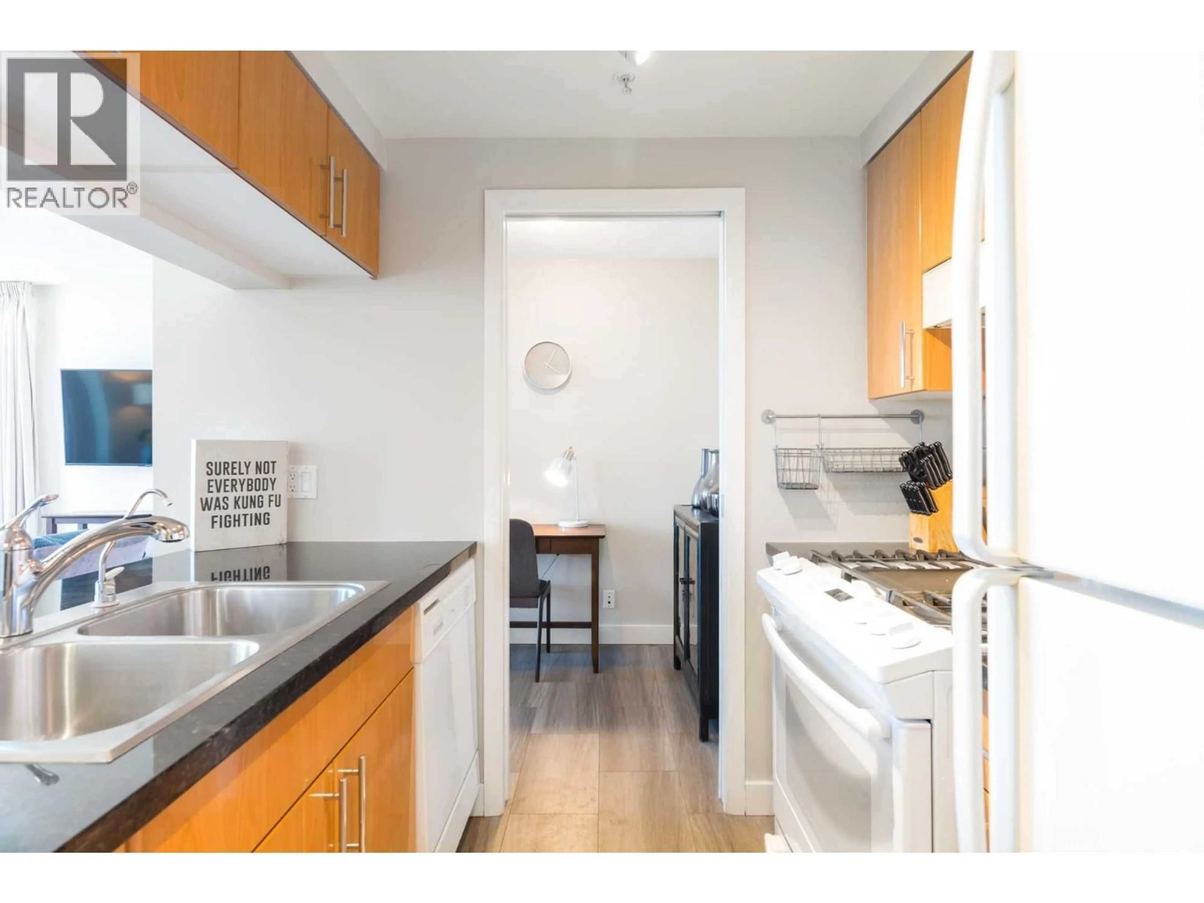 Standard kitchen, unknown for 2907 - 193 AQUARIUS MEWS, Vancouver British Columbia V6Z2Z2