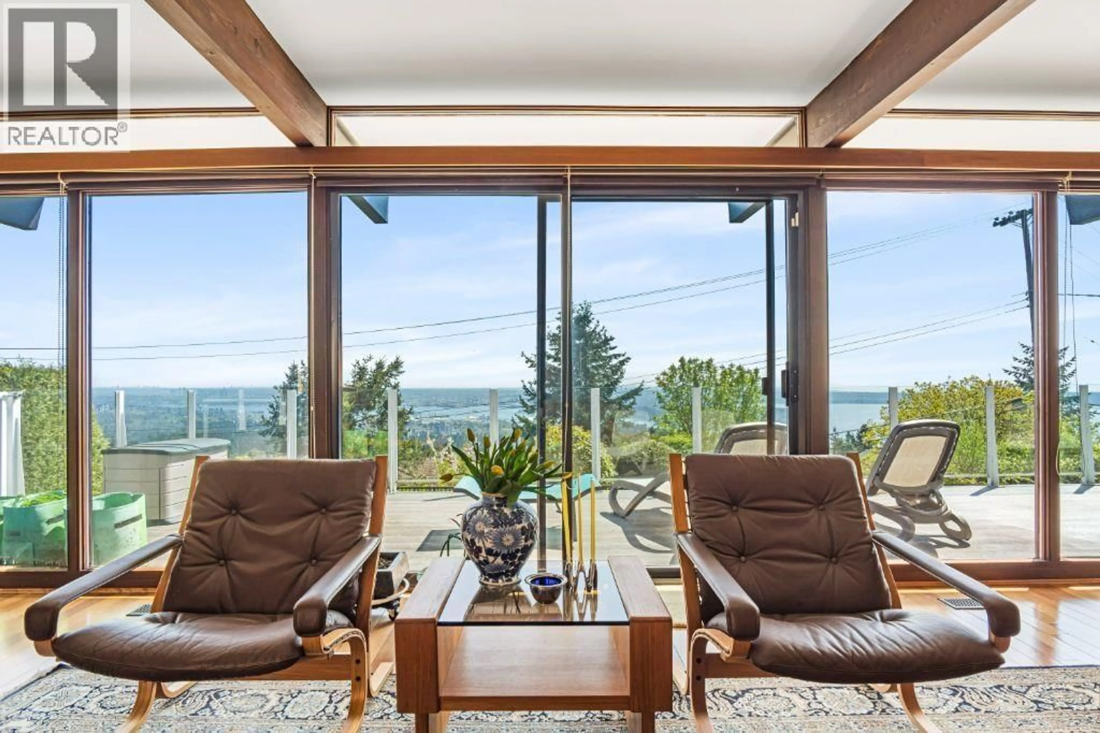 Living room with furniture, unknown for 1132 CRESTLINE ROAD, West Vancouver British Columbia V7S2E4