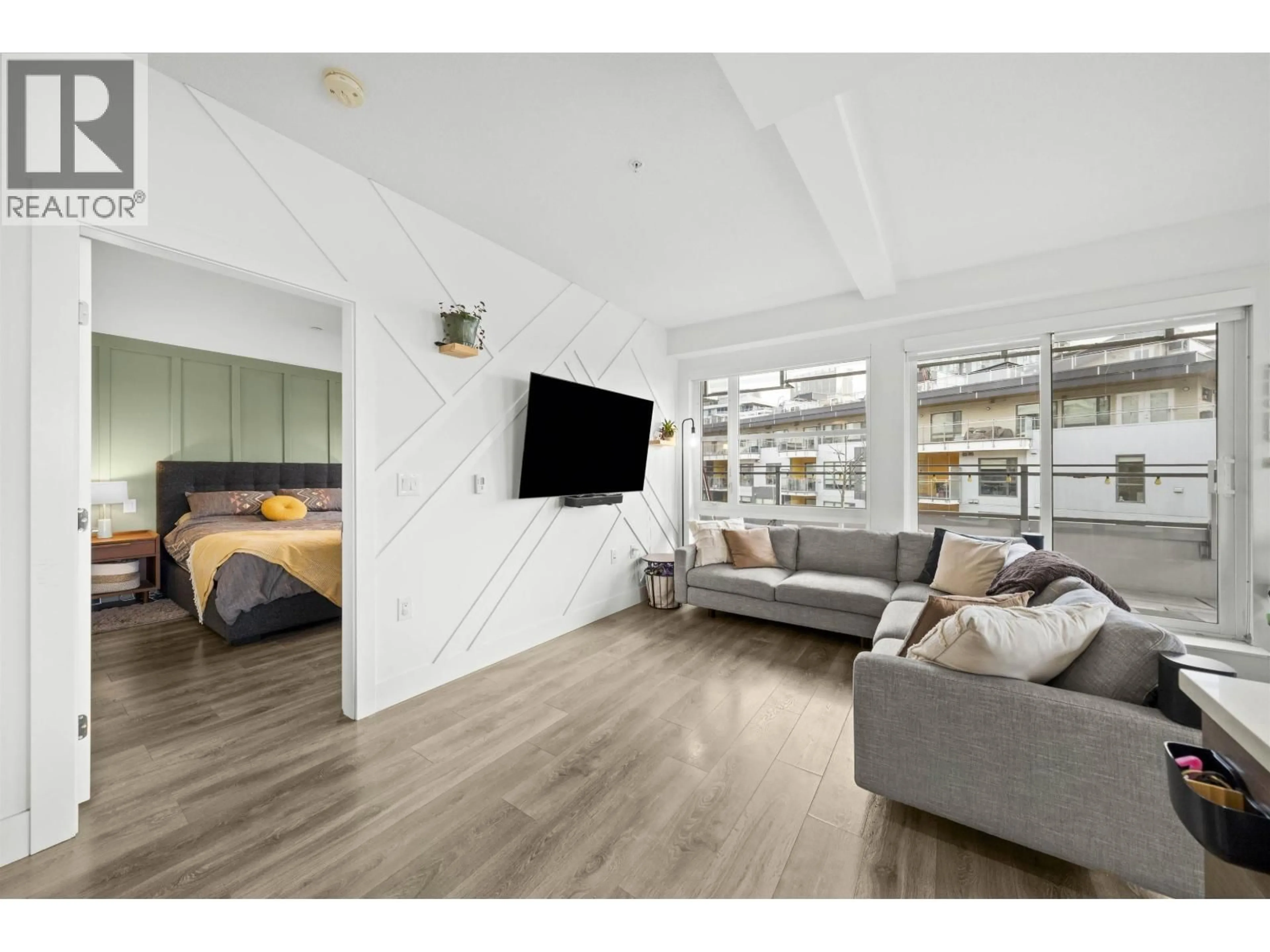 Unknown for 615 - 3488 SAWMILL CRESCENT, Vancouver British Columbia V5S0C7