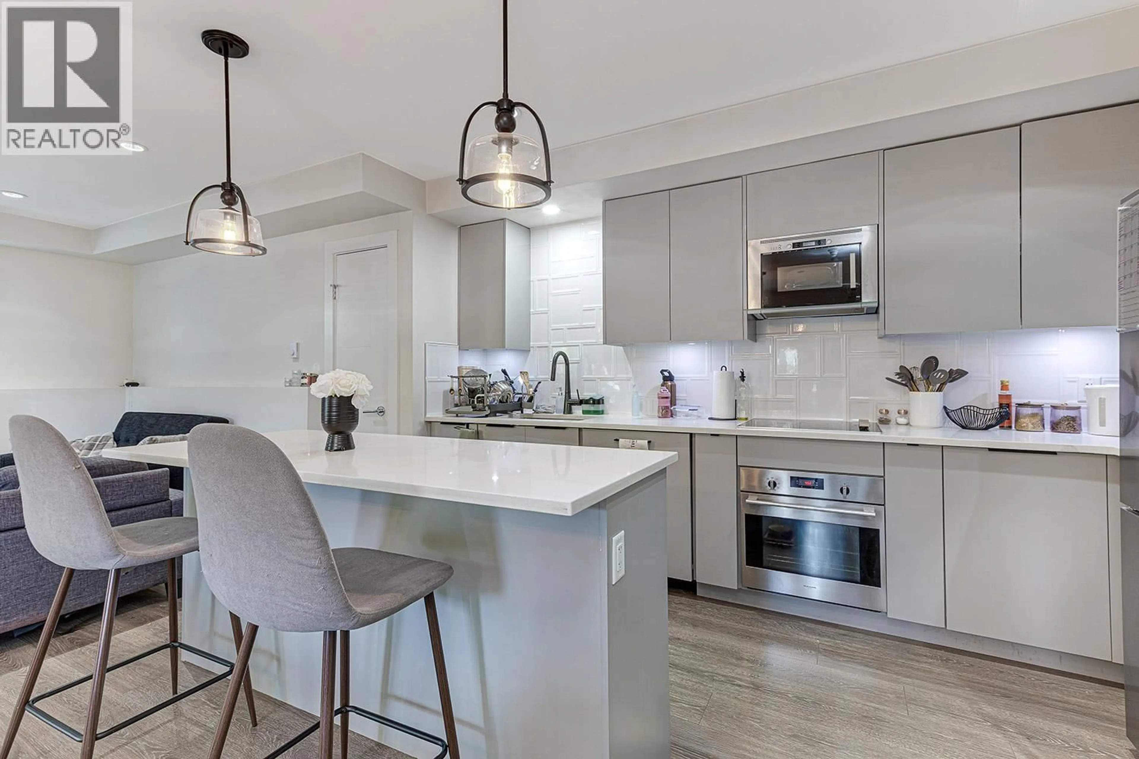 Open concept kitchen, ceramic/tile floor for 2488 34TH AVENUE, Vancouver British Columbia V5R2A6