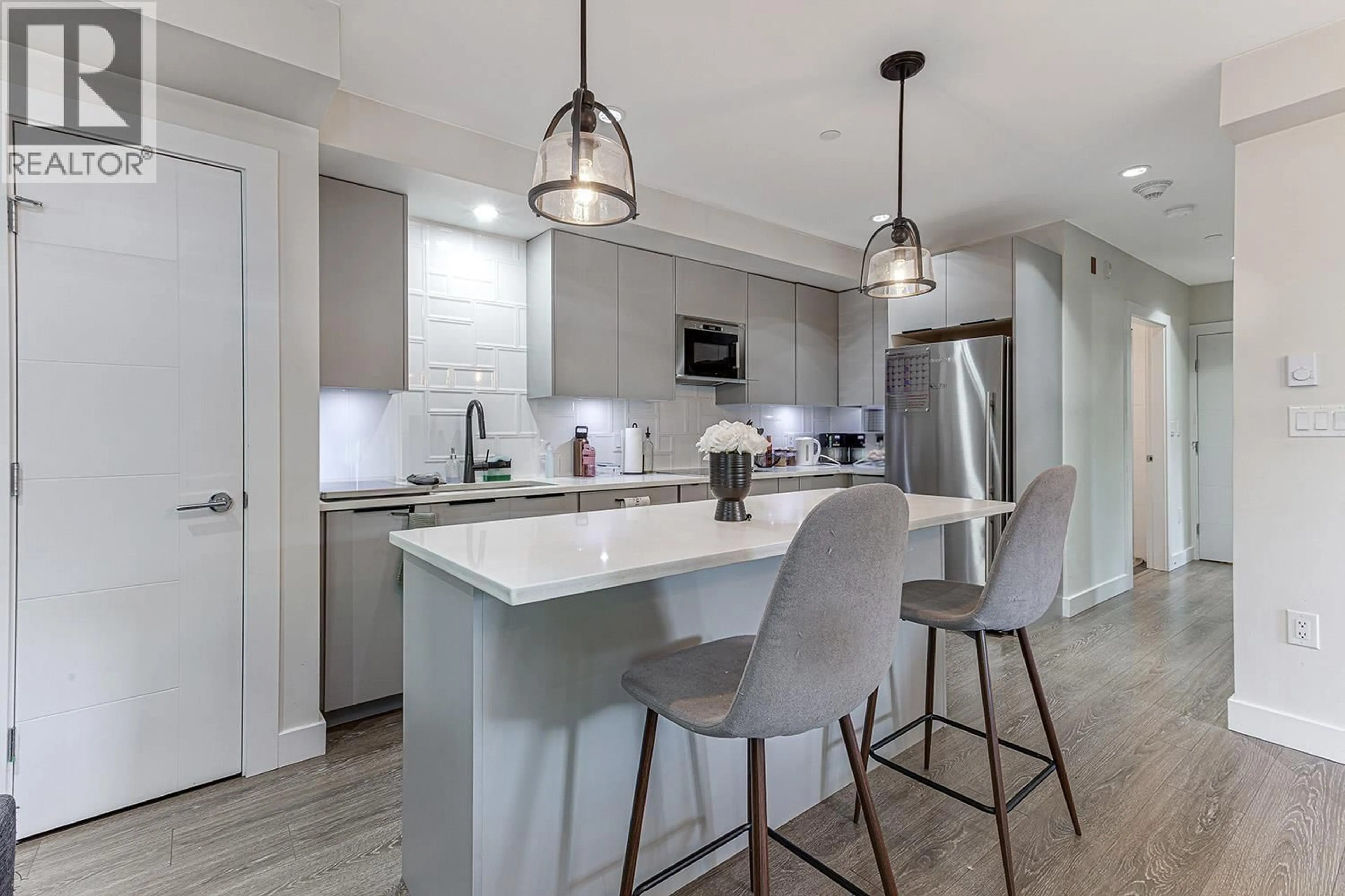 Open concept kitchen, unknown for 2488 34TH AVENUE, Vancouver British Columbia V5R2A6