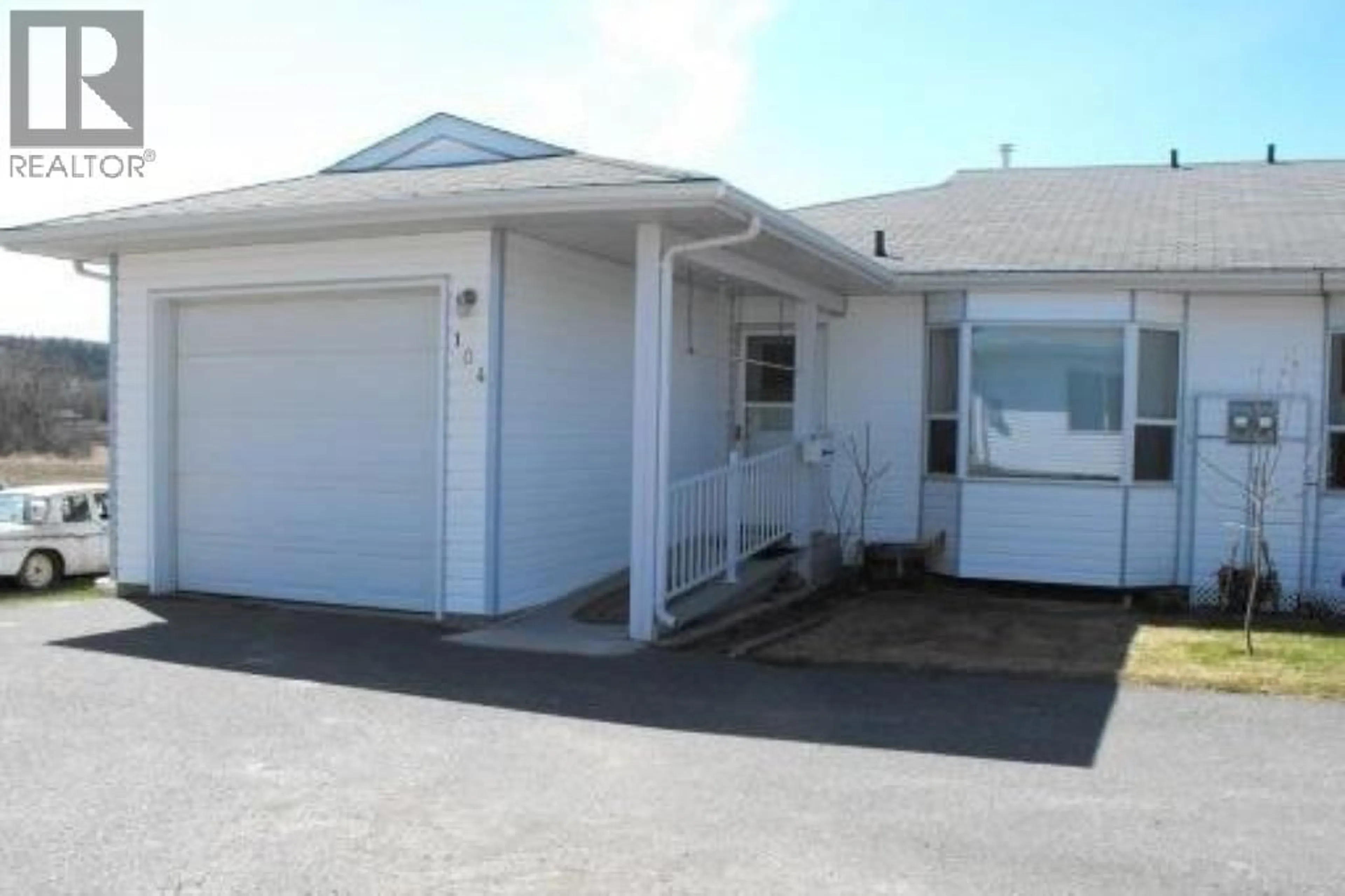Indoor garage for 104 - 2411 SILVERSMITH AVENUE, Vanderhoof British Columbia V0J3A6