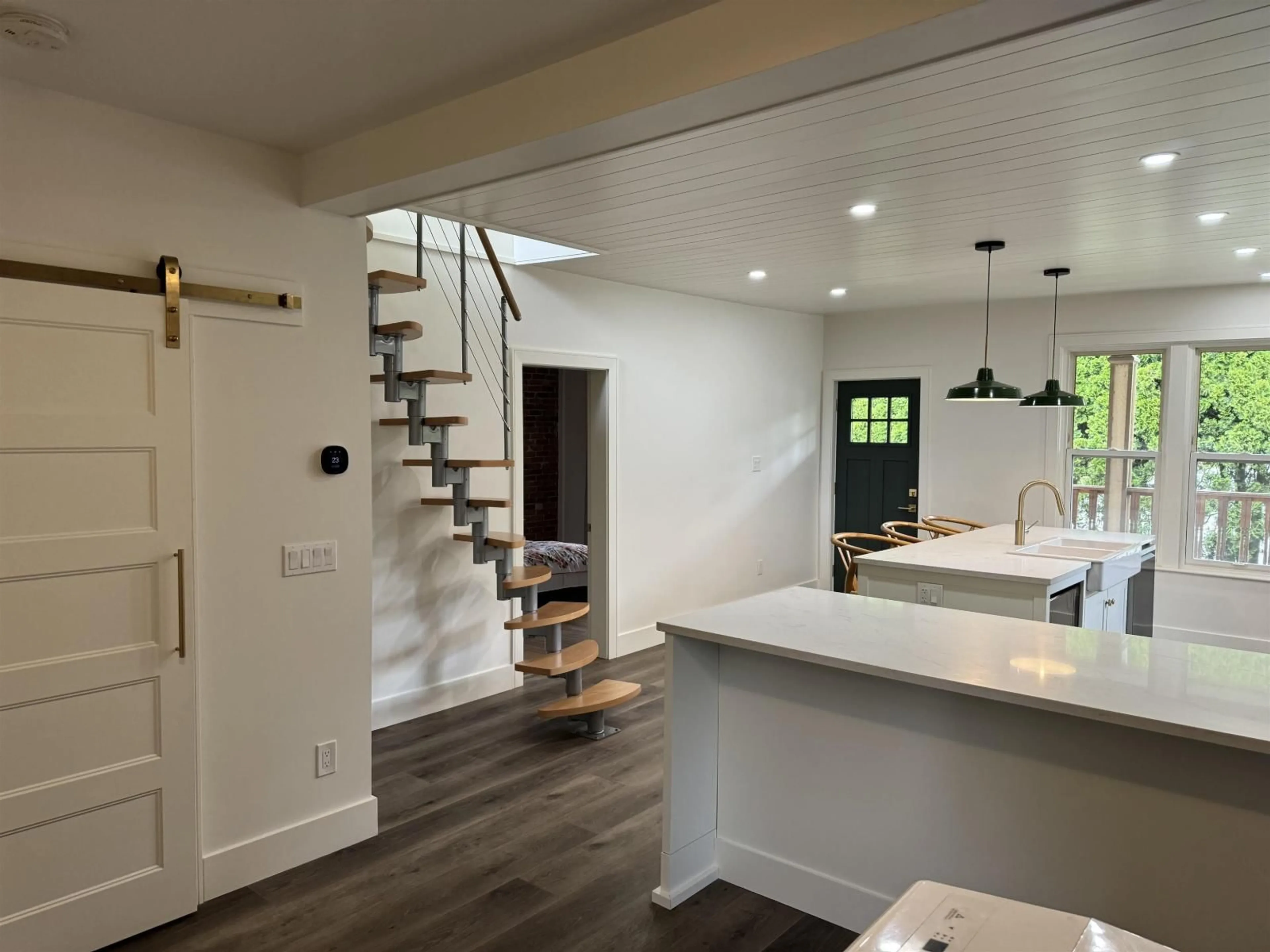 Open concept kitchen, unknown for 34758 CLAYBURN ROAD, Abbotsford British Columbia V2S7Y9