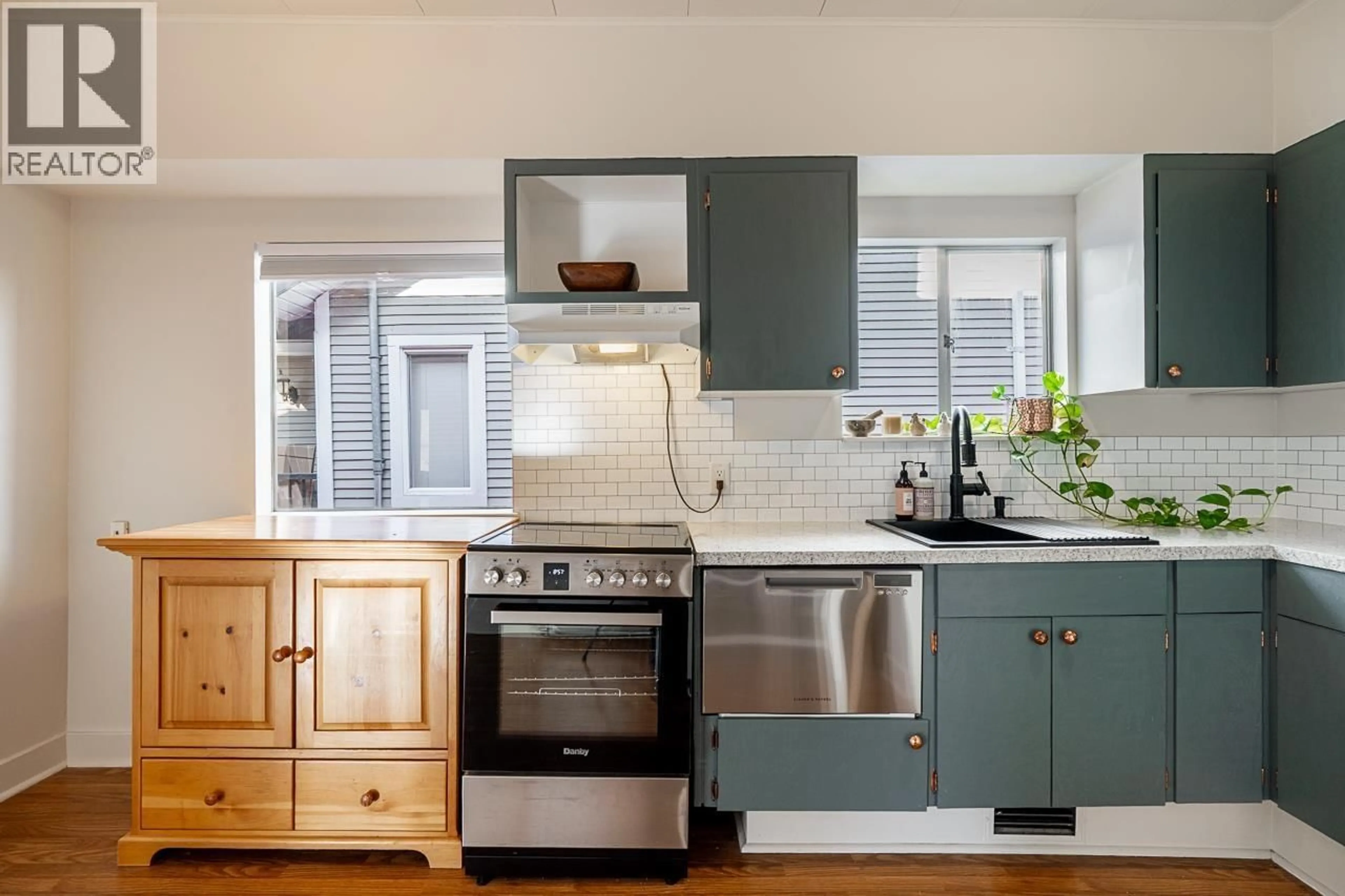 Unknown for 3446 CHURCH STREET, North Vancouver British Columbia V7K2L4