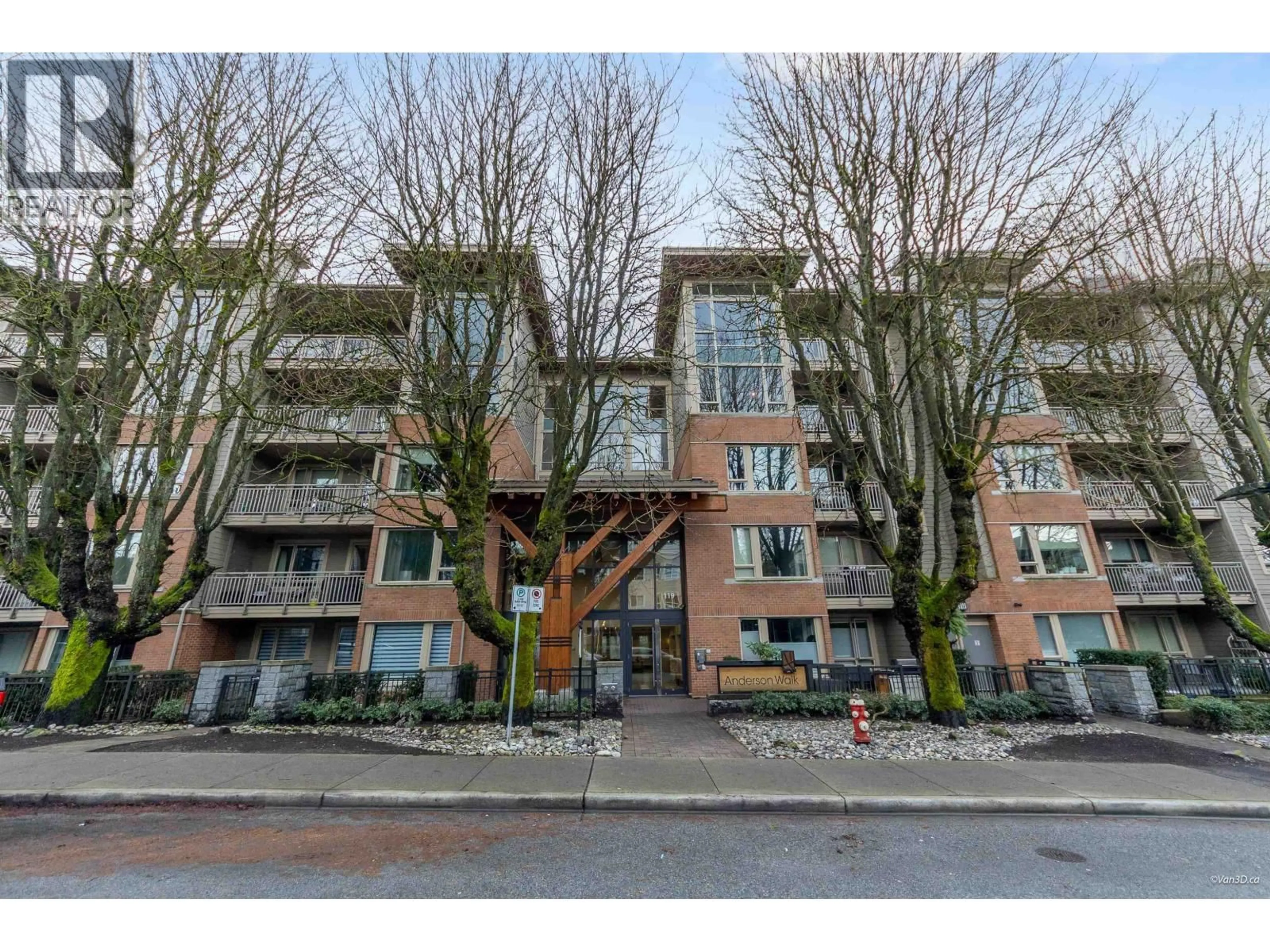 A pic from outside/outdoor area/front of a property/back of a property/a pic from drone, street for 217 - 119 22ND STREET, North Vancouver British Columbia V7M0B4