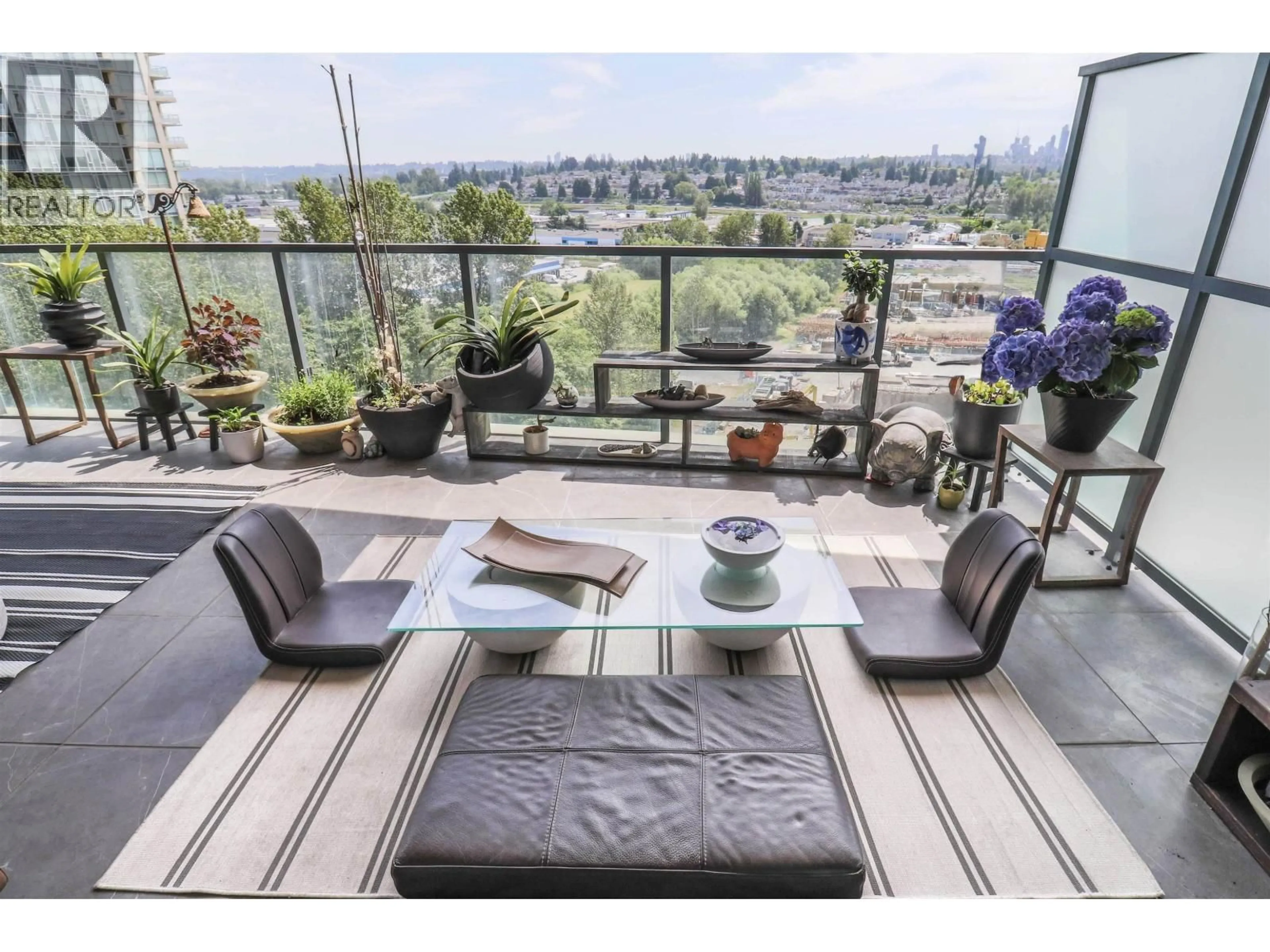 Patio, water/lake/river/ocean view for 610 - 4890 LOUGHEED HIGHWAY, Burnaby British Columbia V5C0N2