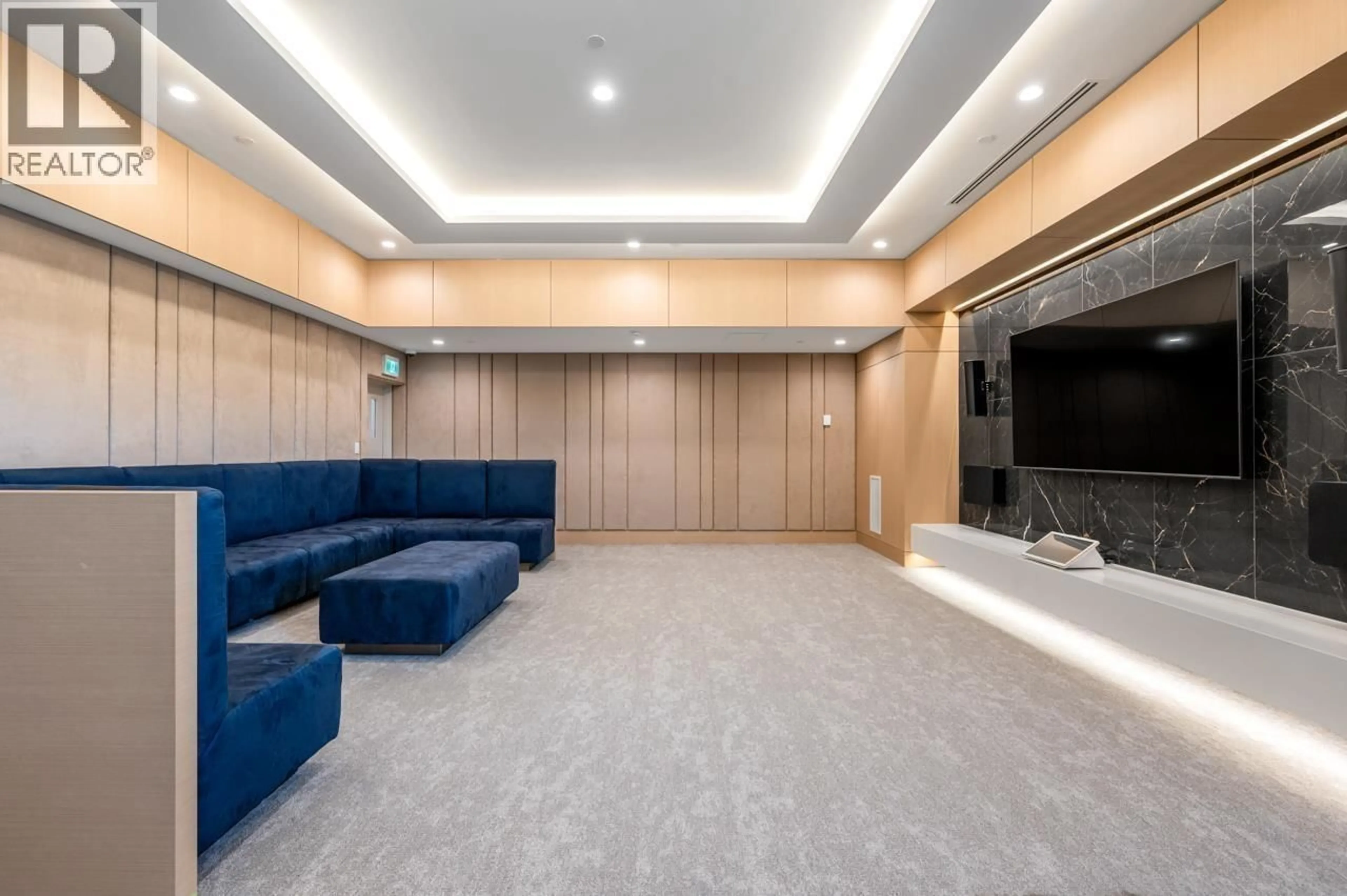 Unknown for 610 - 4890 LOUGHEED HIGHWAY, Burnaby British Columbia V5C0N2