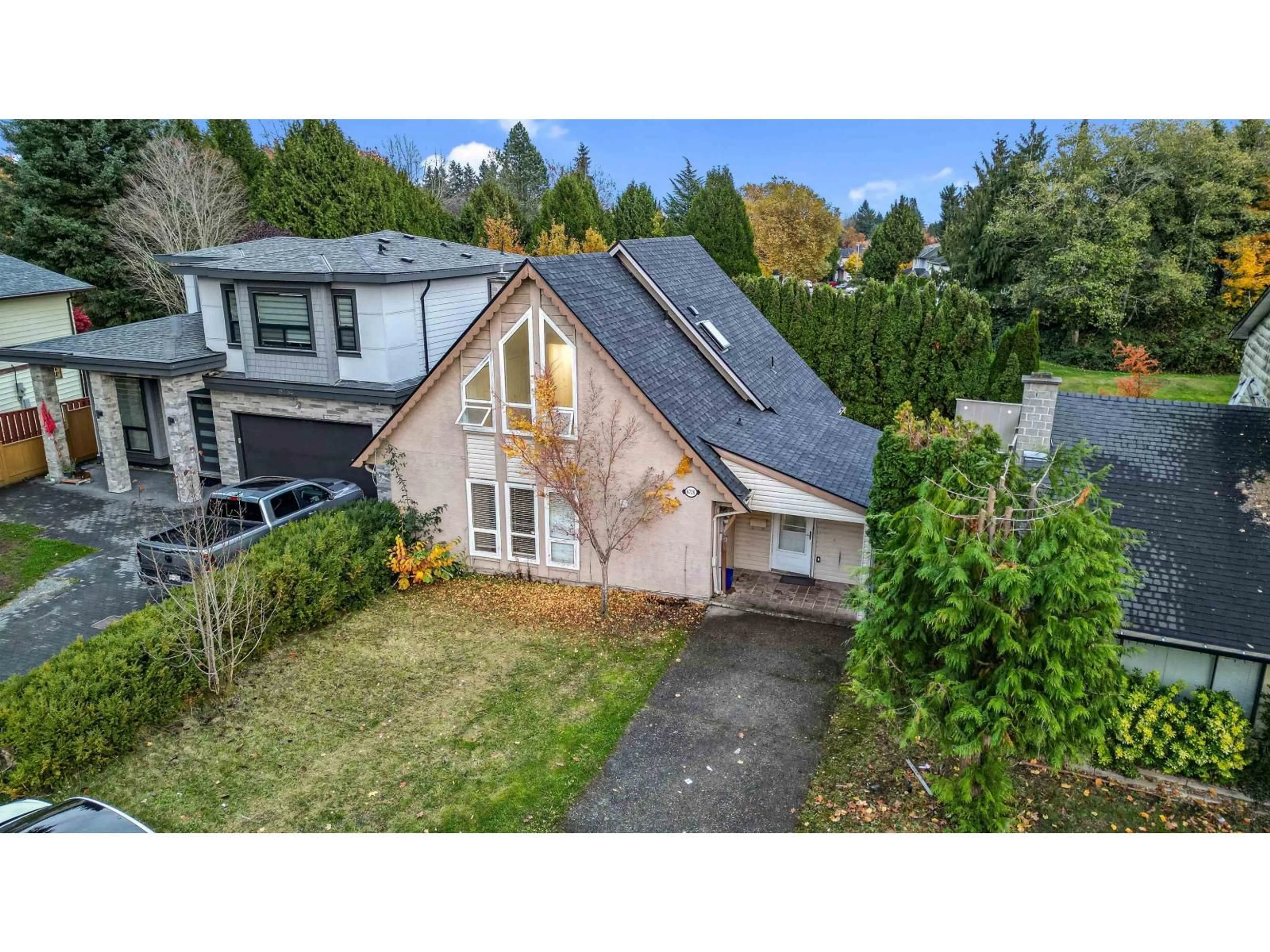 A pic from outside/outdoor area/front of a property/back of a property/a pic from drone, street for 6726 133 STREET, Surrey British Columbia V3W7J6