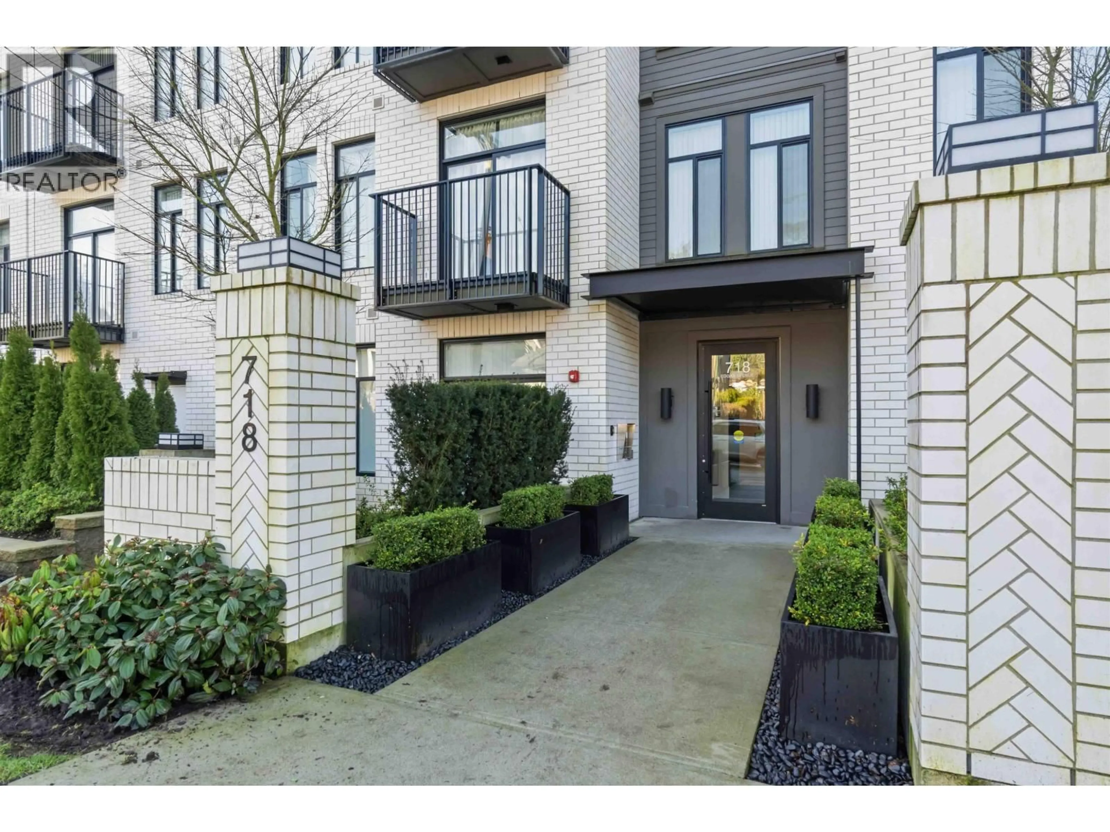 Indoor entryway for 310 - 718 EDGAR AVENUE, Coquitlam British Columbia V3K0H2