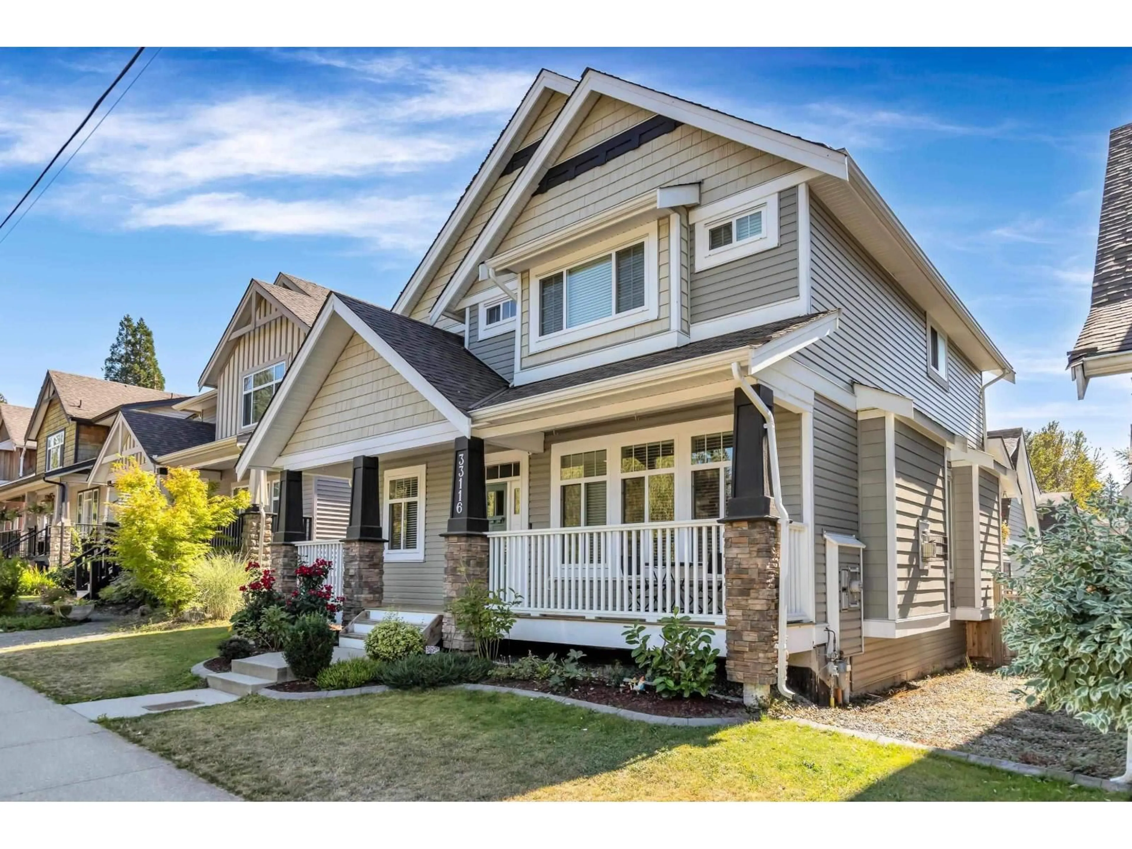 Home with vinyl exterior material, street for 33116 TUNBRIDGE AVENUE, Mission British Columbia V2V0C2