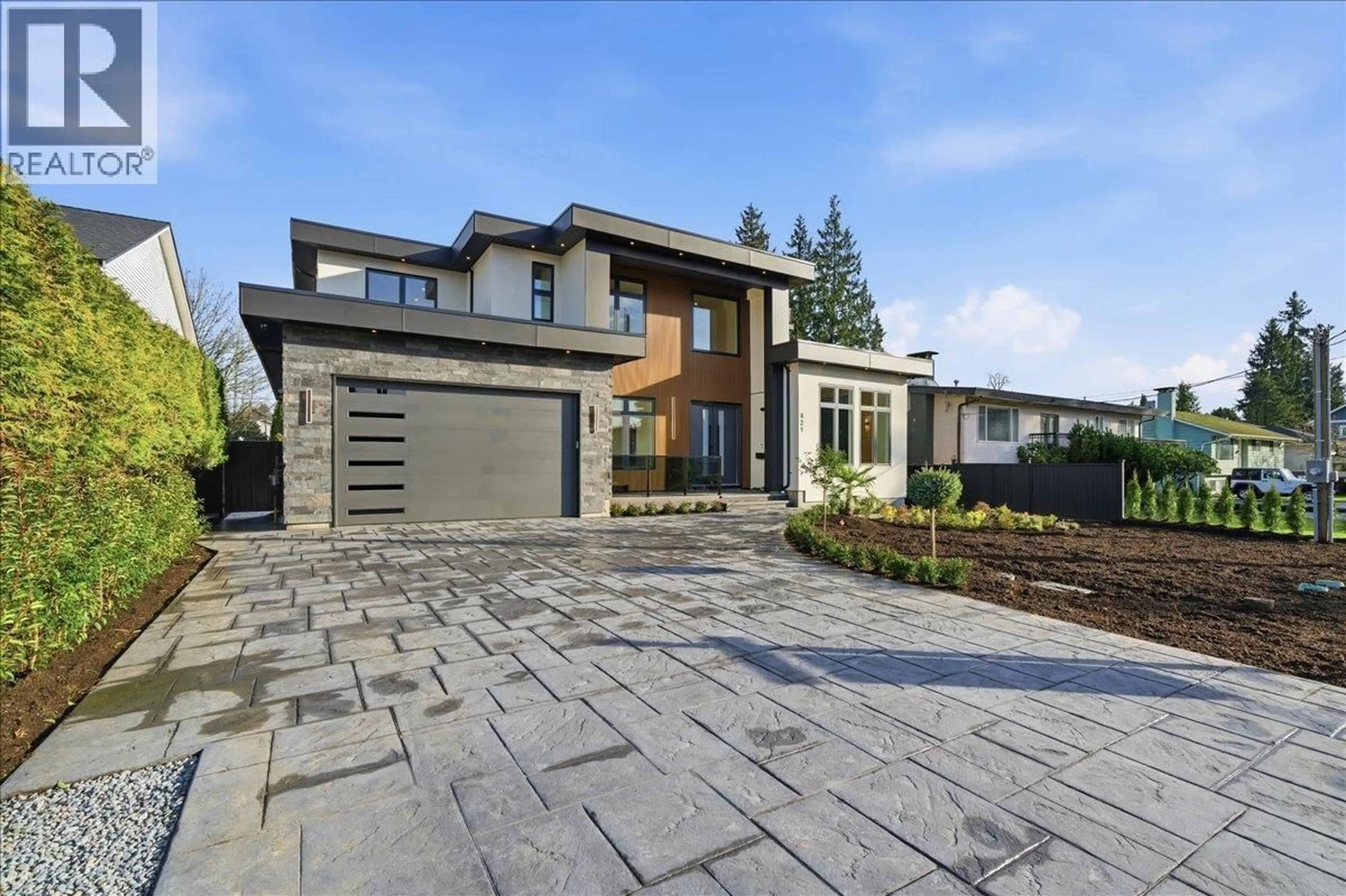 Home with brick exterior material, street for 821 PORTER STREET, Coquitlam British Columbia V3J5B9