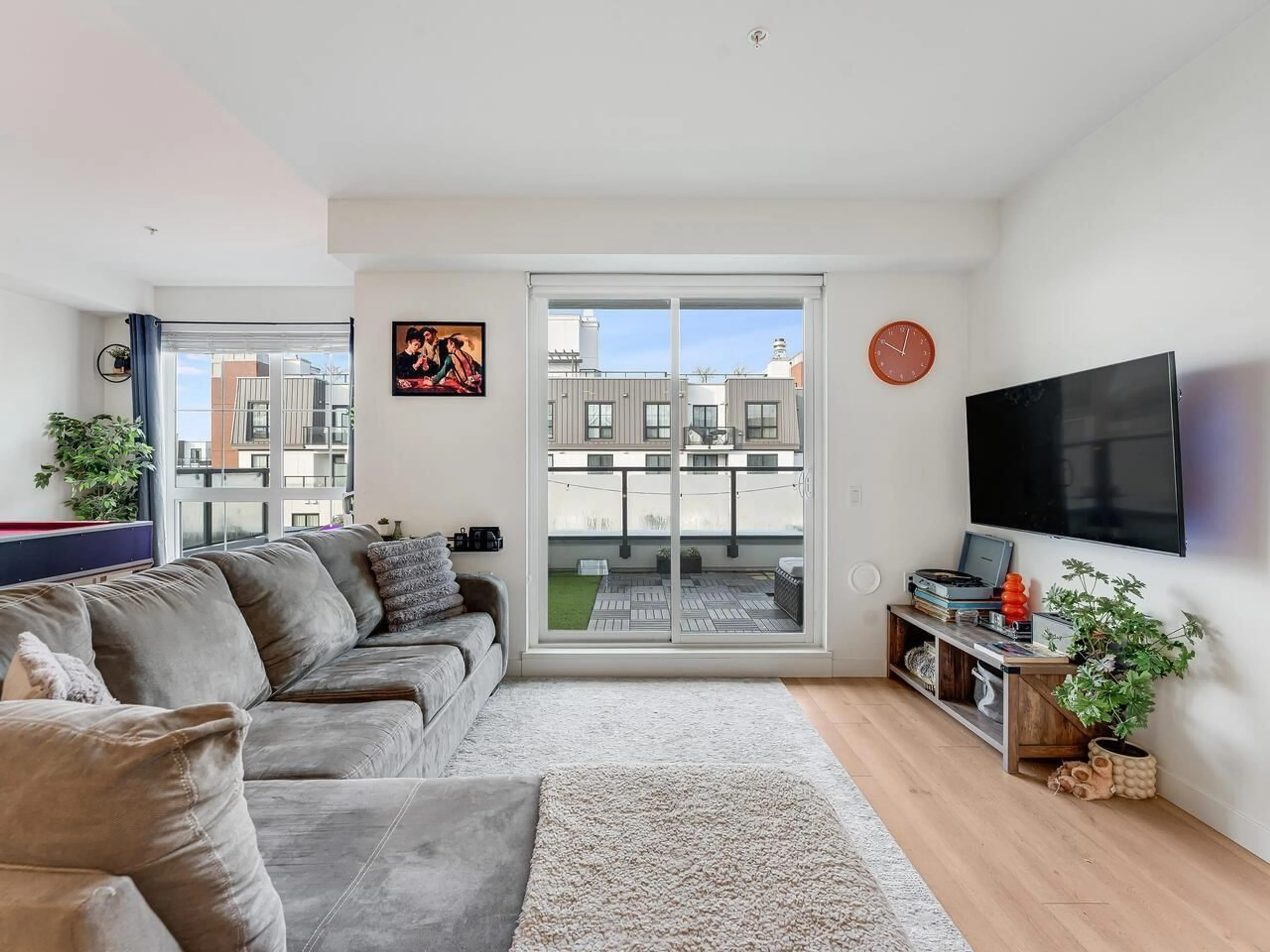 Living room with furniture, unknown for 512 - 8380 200A STREET, Langley British Columbia V2Y3S5