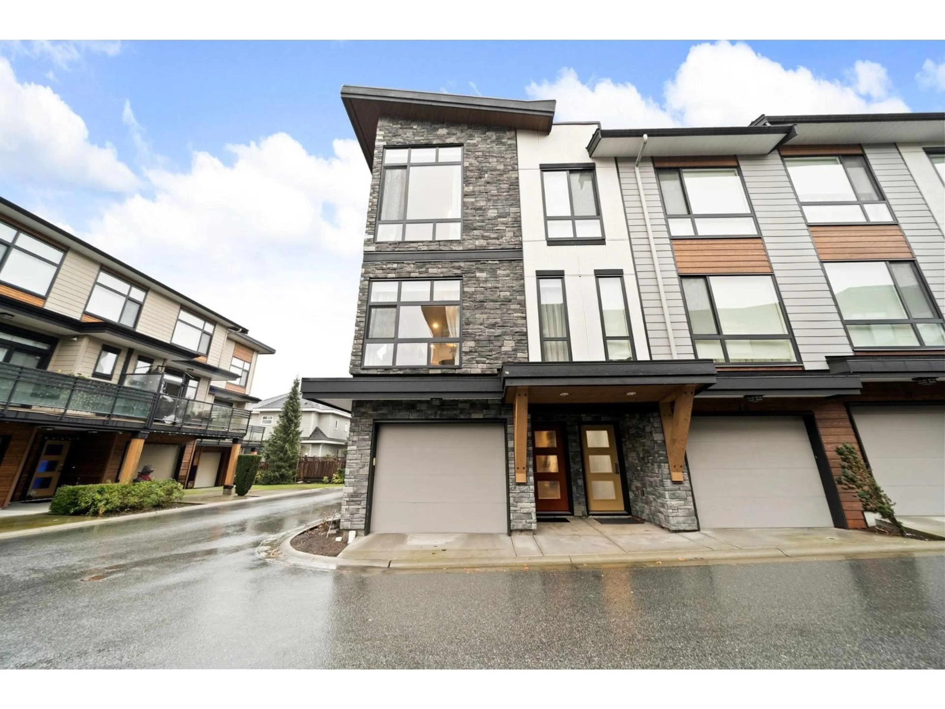 Unknown for 15 - 16488 64 AVENUE, Surrey British Columbia V3S6X6