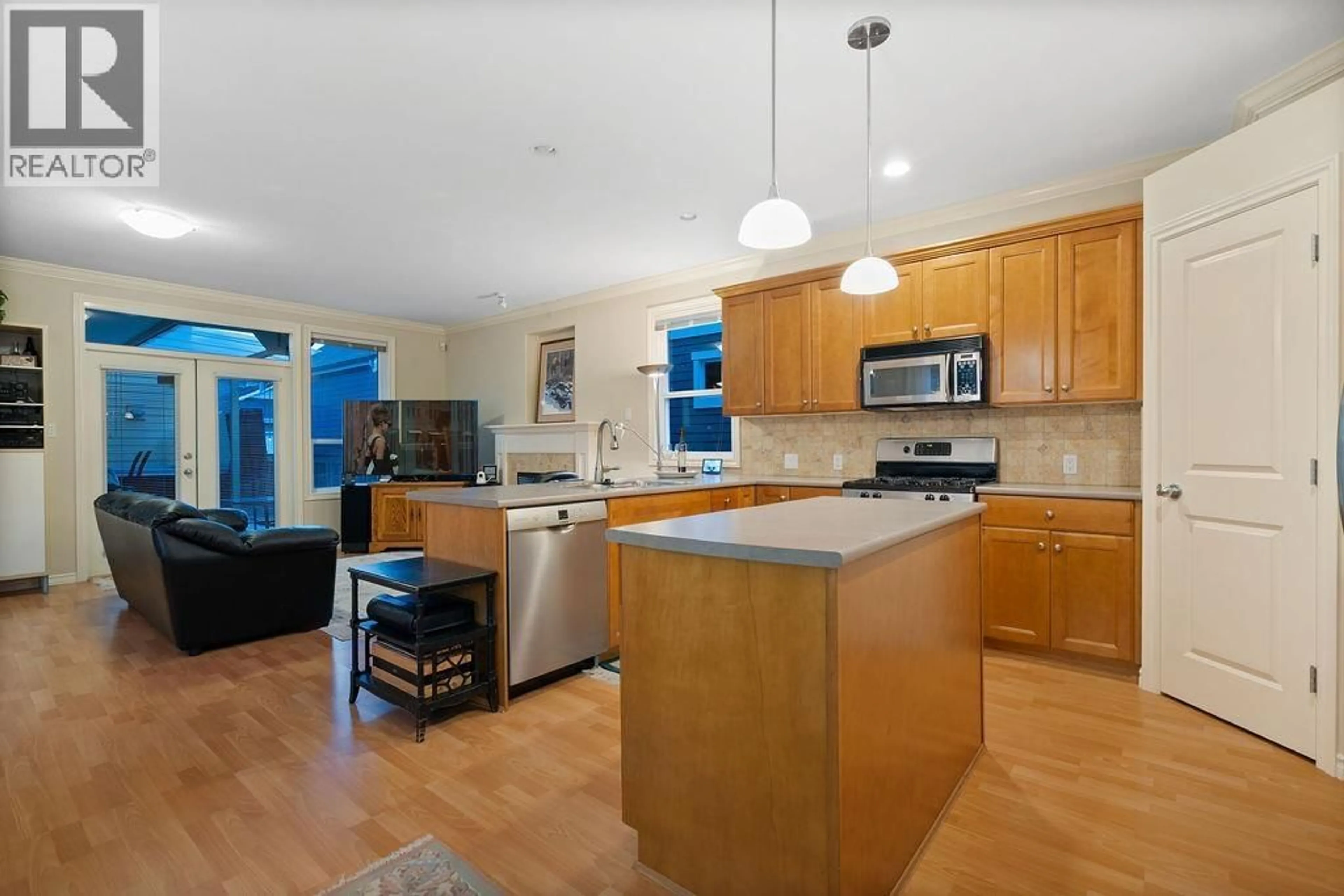 Open concept kitchen, unknown for 12300 BUCHANAN STREET, Richmond British Columbia V7E6T8