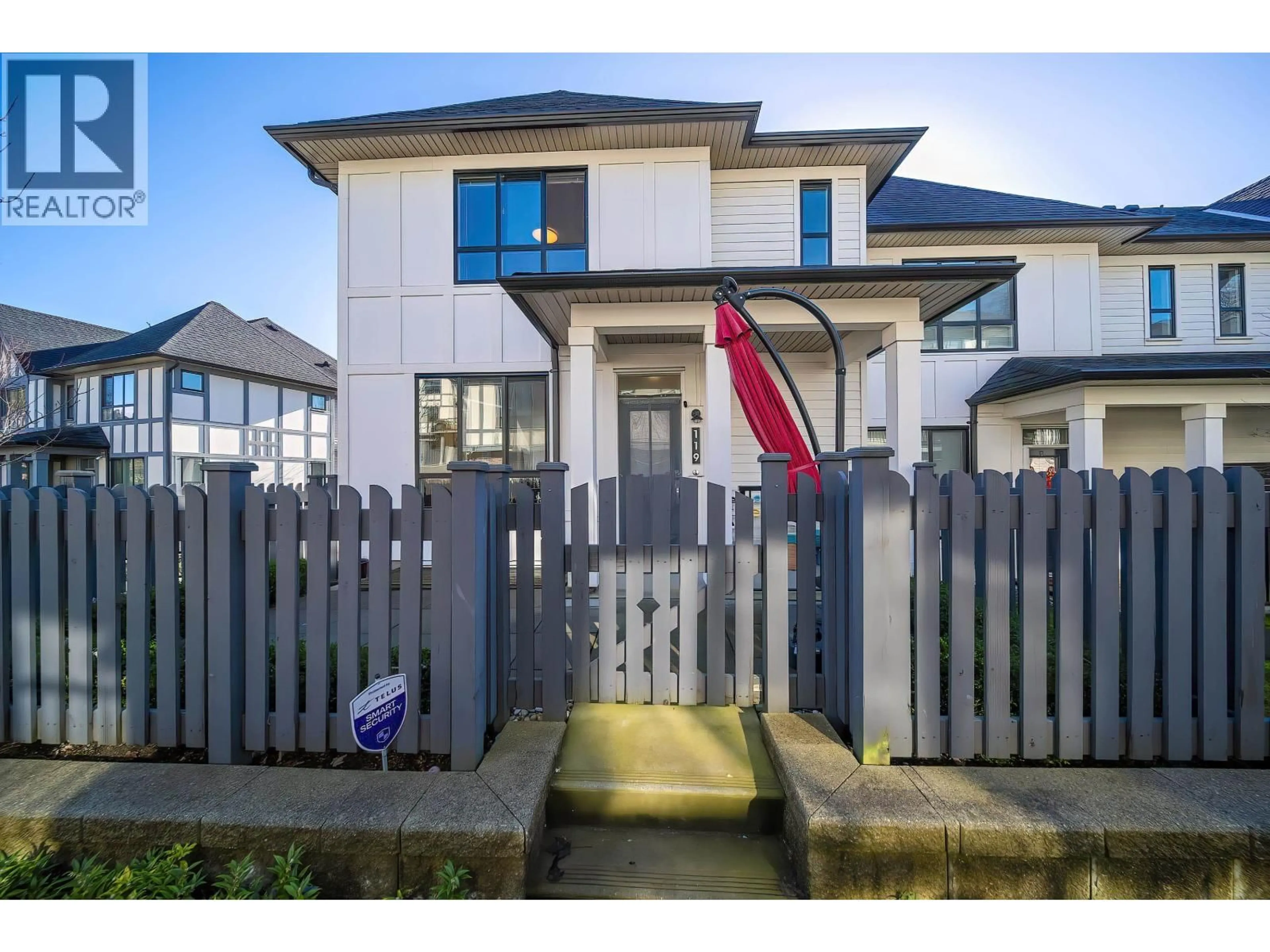 A pic from outside/outdoor area/front of a property/back of a property/a pic from drone, street for 119 - 3500 BURKE VILLAGE PROMENADE, Coquitlam British Columbia V3E0N2