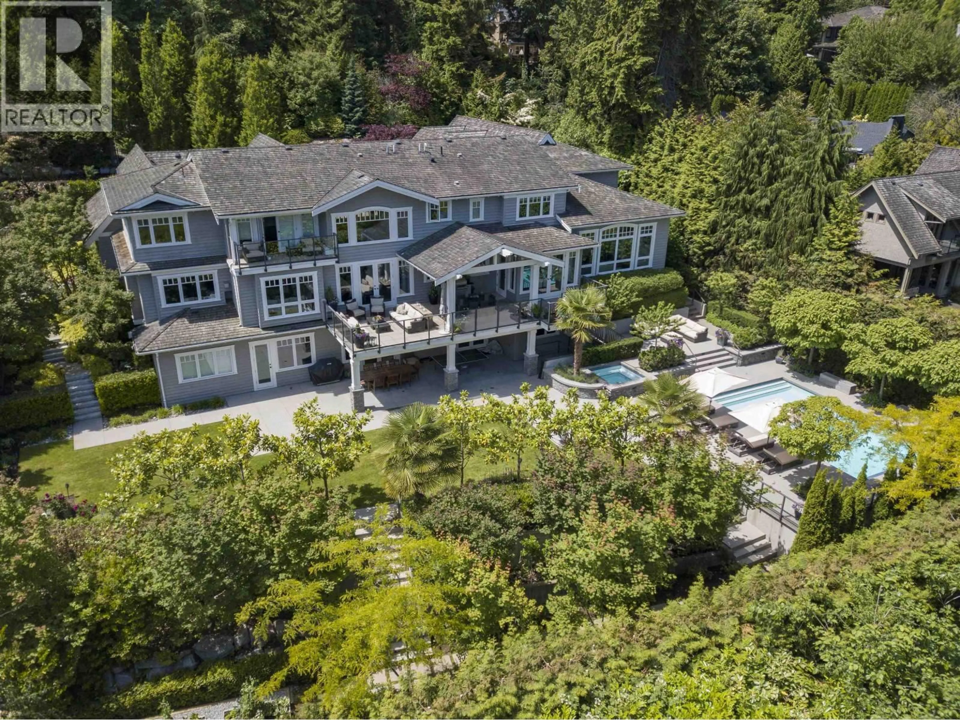 A pic from outside/outdoor area/front of a property/back of a property/a pic from drone, water/lake/river/ocean view for 460 WESTHOLME ROAD, West Vancouver British Columbia V7V2N1