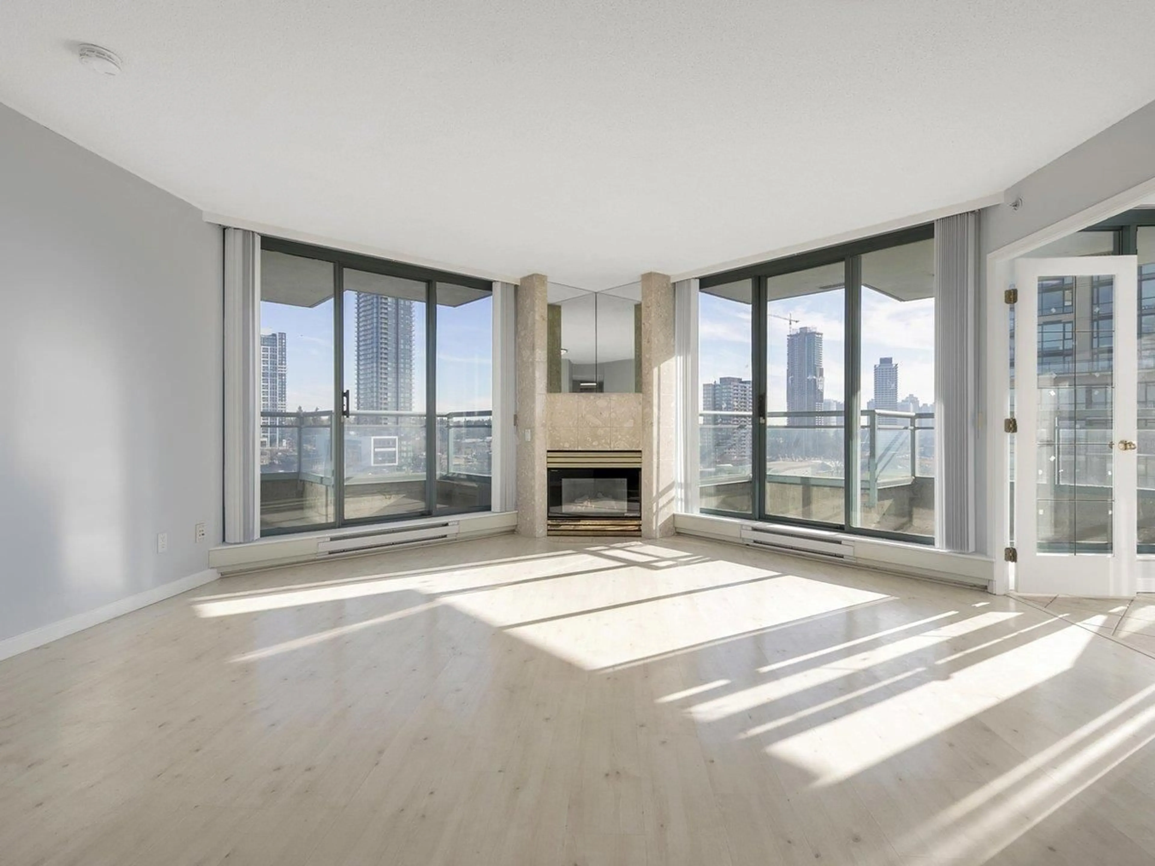 Unknown for 1301 - 13383 108 AVENUE, Surrey British Columbia V3T5T6