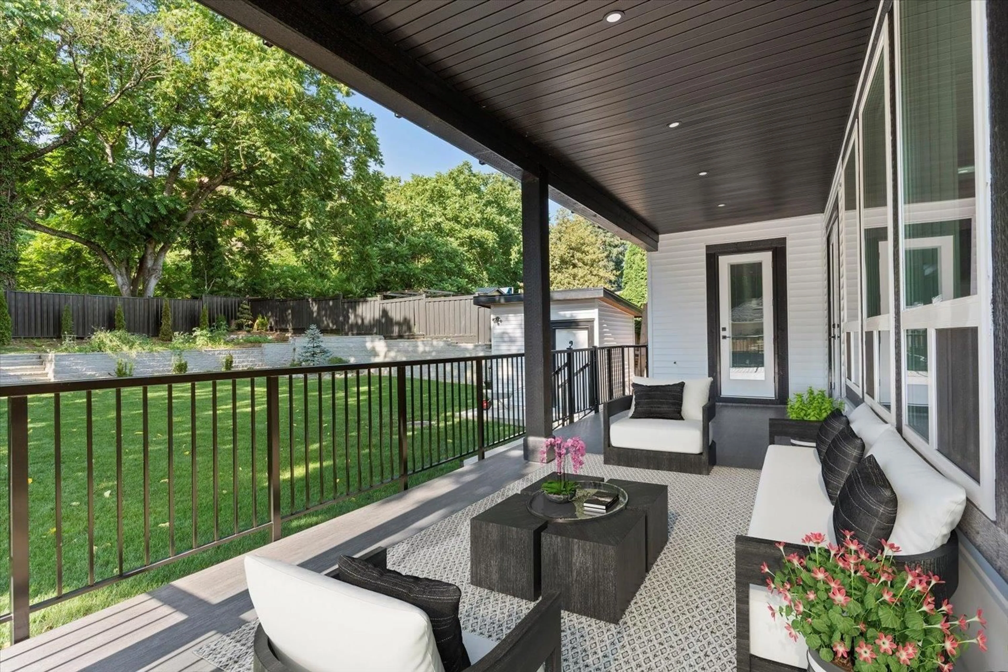 Patio, street for 35275 DELAIR ROAD, Abbotsford British Columbia V3G2E2