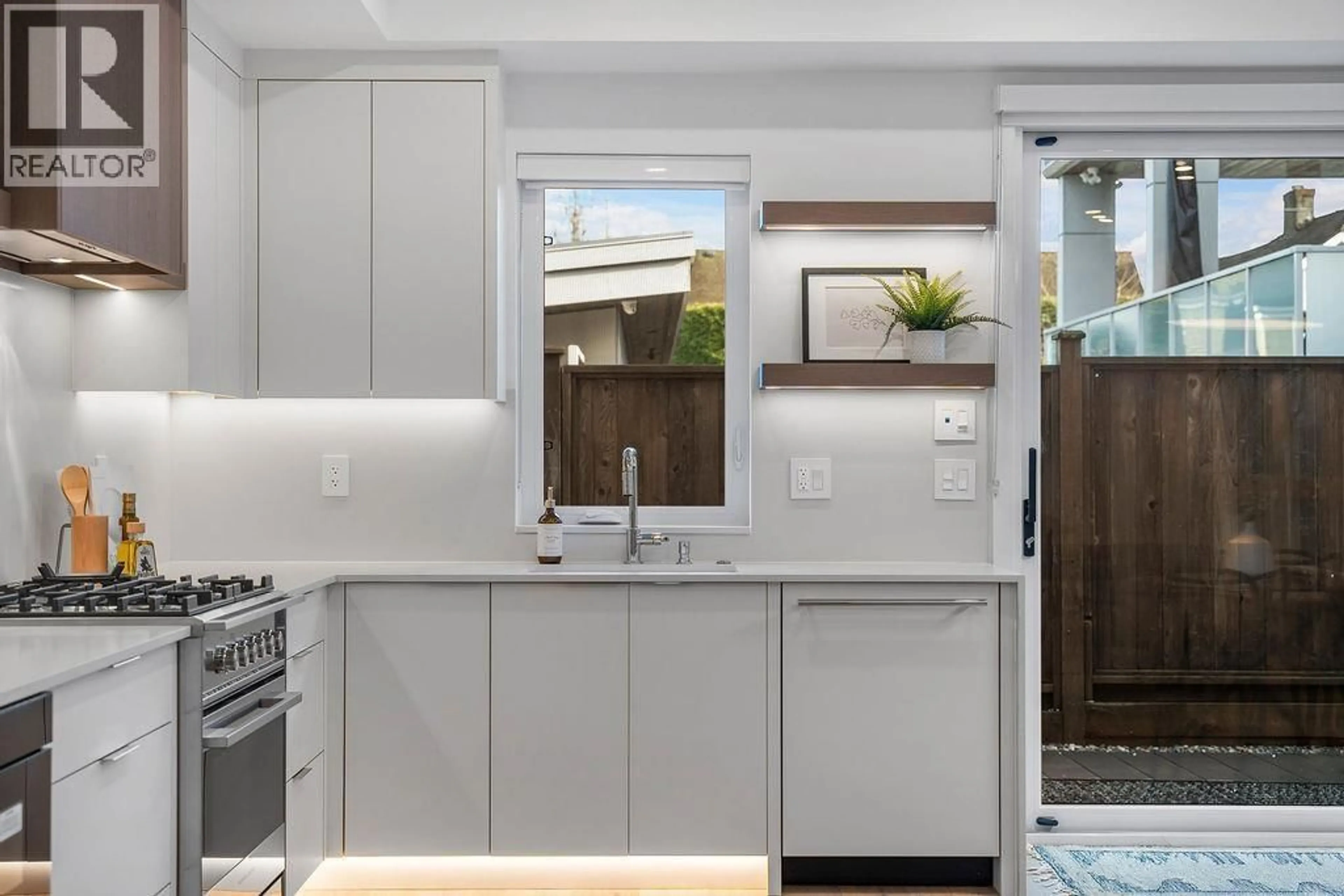 Contemporary kitchen, ceramic/tile floor for 1135 33RD AVENUE, Vancouver British Columbia V6M1A3