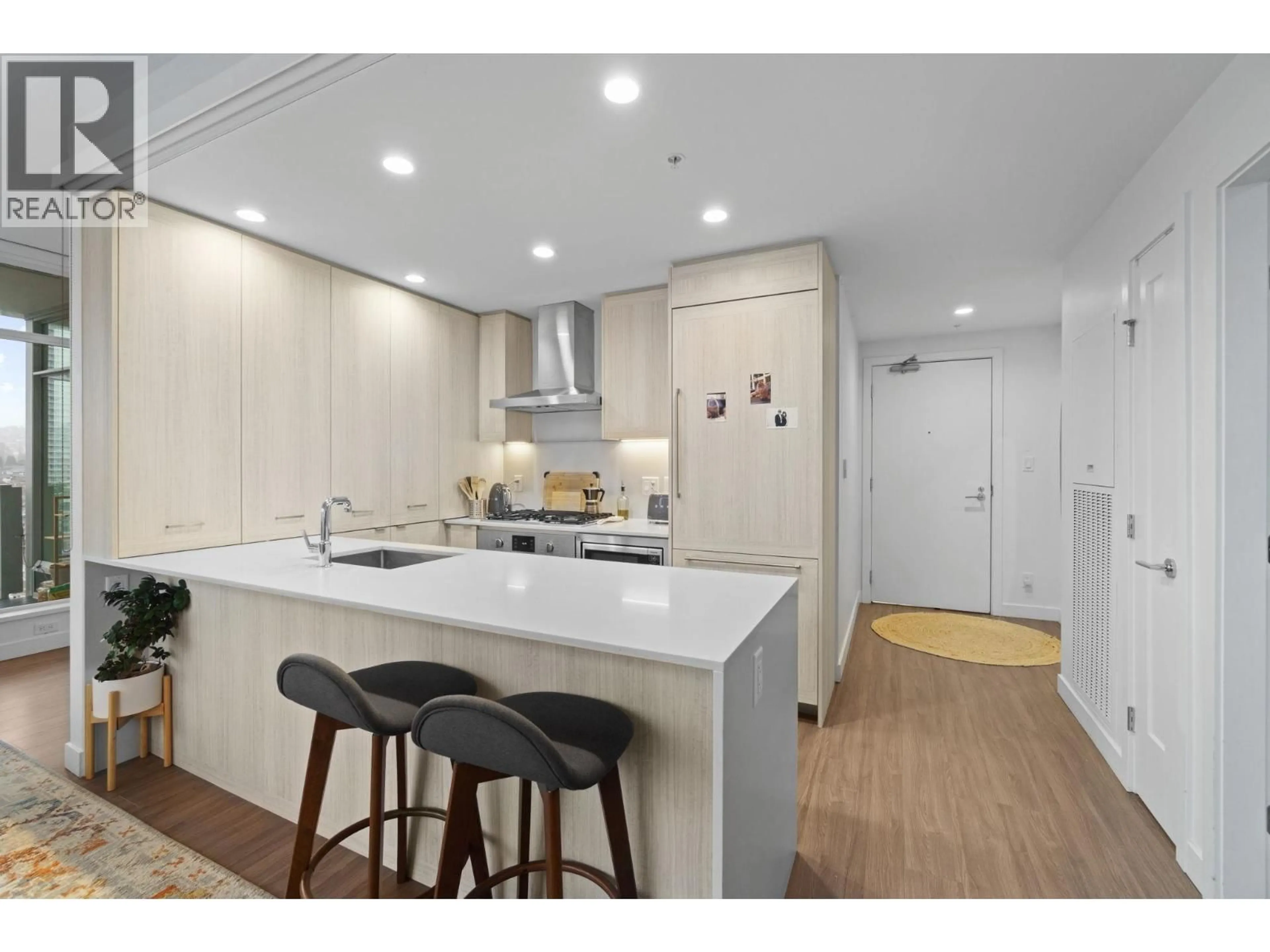 Unknown for 2106 - 2351 BETA AVENUE, Burnaby British Columbia V5C0M2