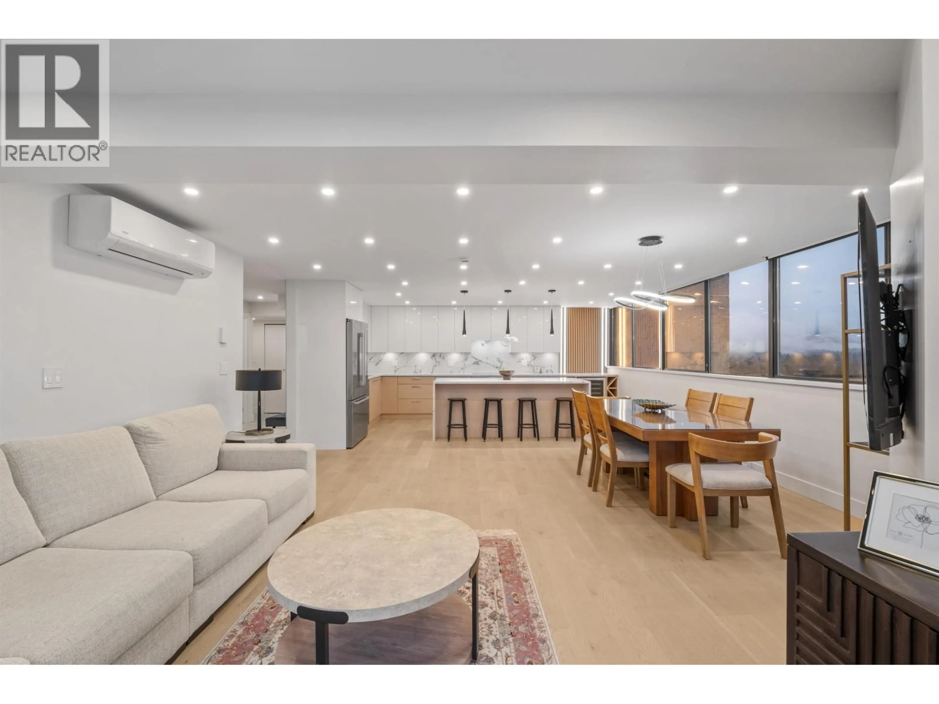 Open concept kitchen, unknown for 1207 - 1515 EASTERN AVENUE, North Vancouver British Columbia V7L4R2