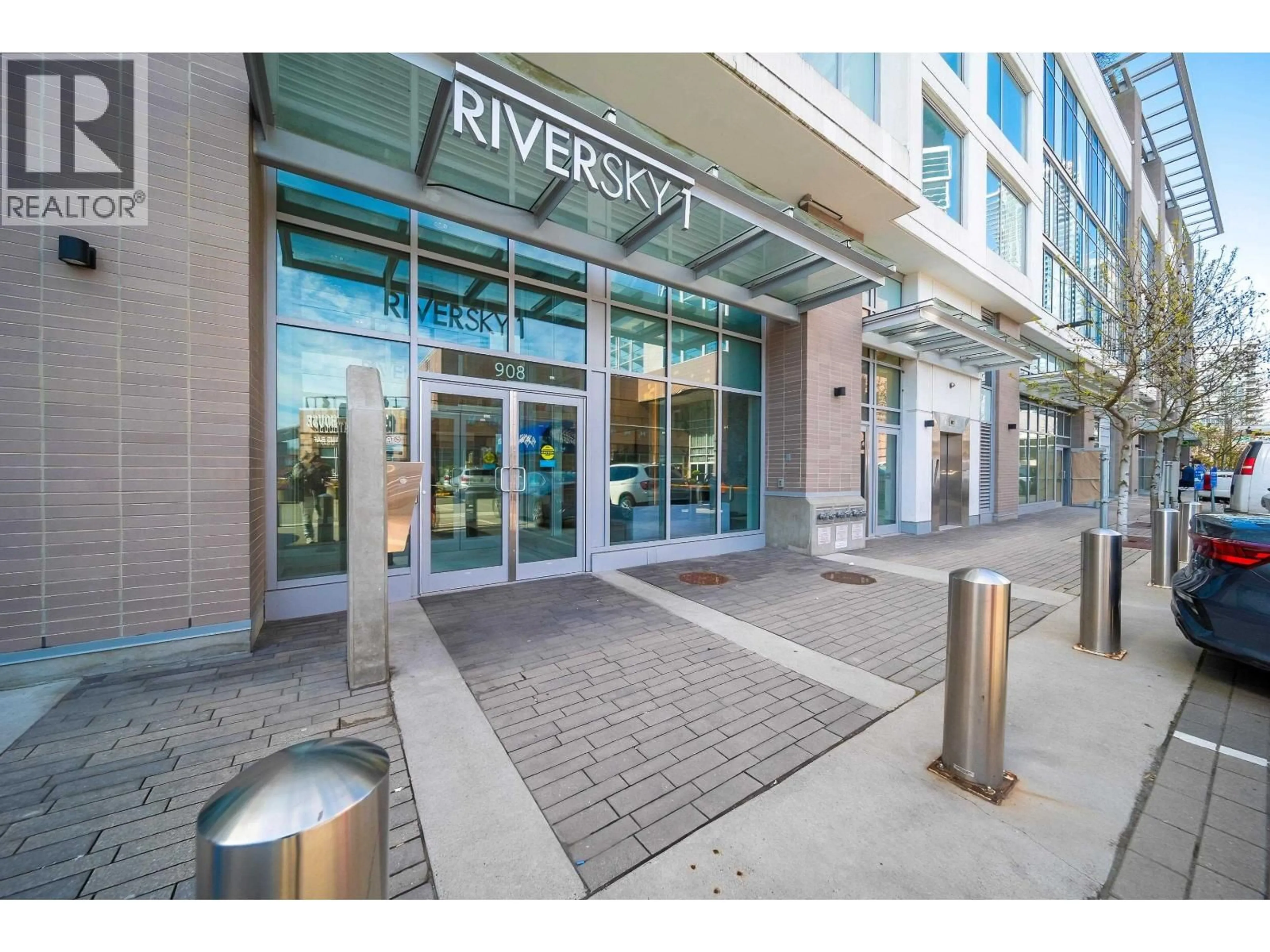 Indoor foyer for 1509 - 908 QUAYSIDE DRIVE, New Westminster British Columbia V3M0L4