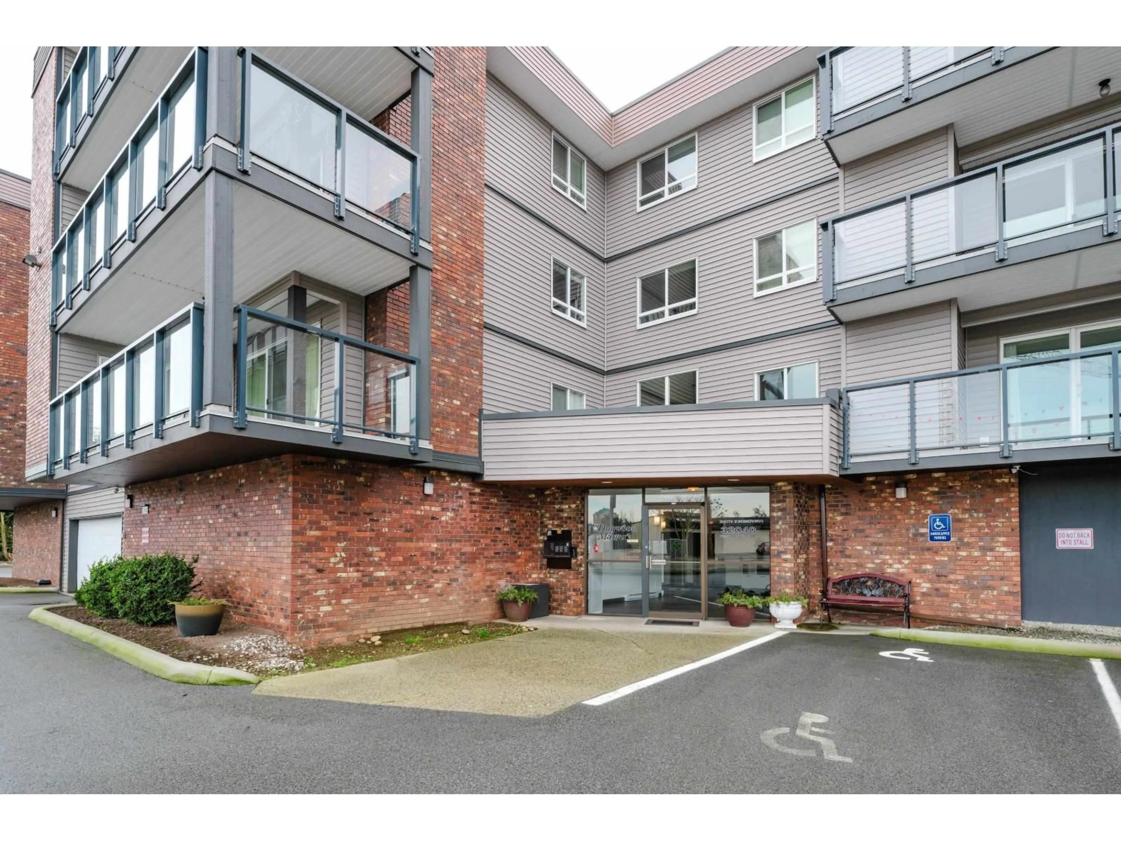 Unknown for 204 - 32040 PEARDONVILLE ROAD, Abbotsford British Columbia V2T6N8