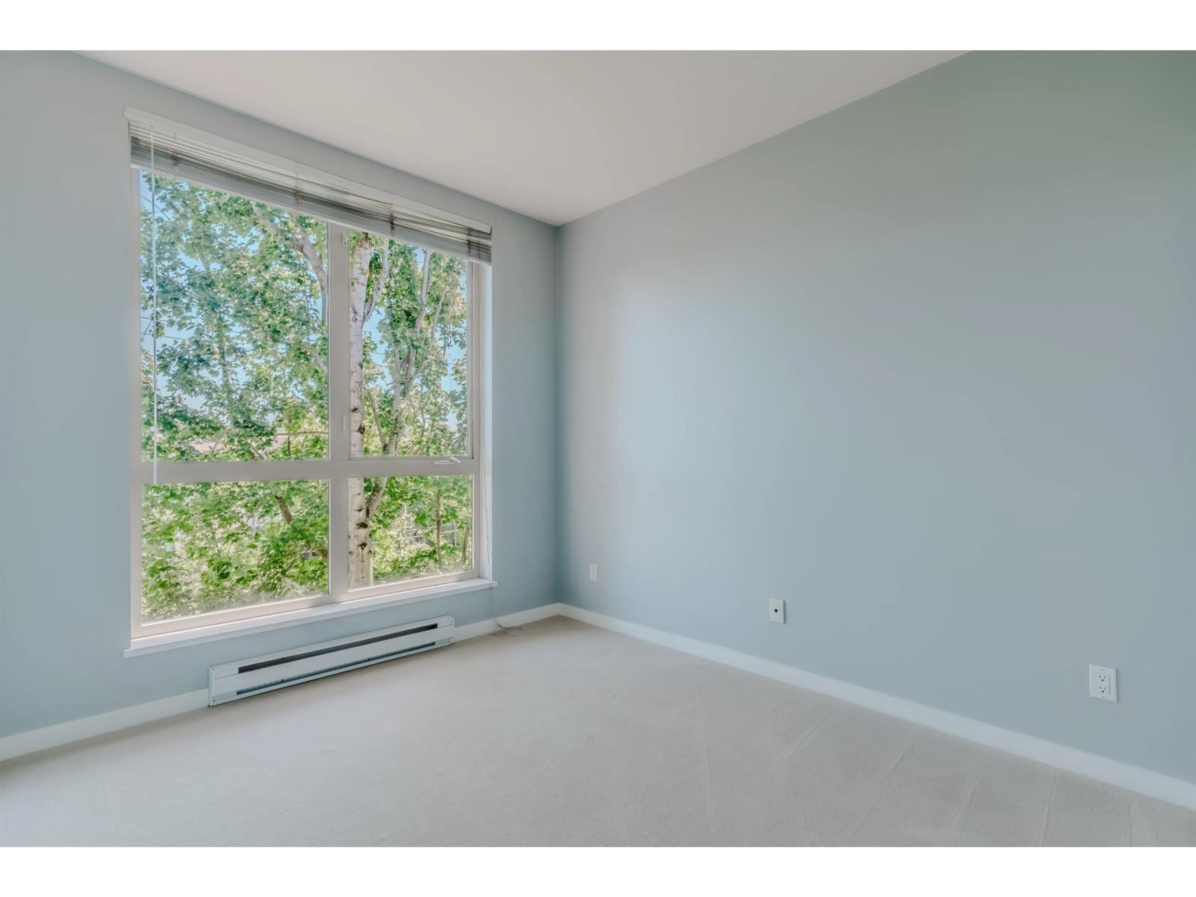 A pic of a room for 416 - 15988 26 AVENUE, Surrey British Columbia V3Z5K3