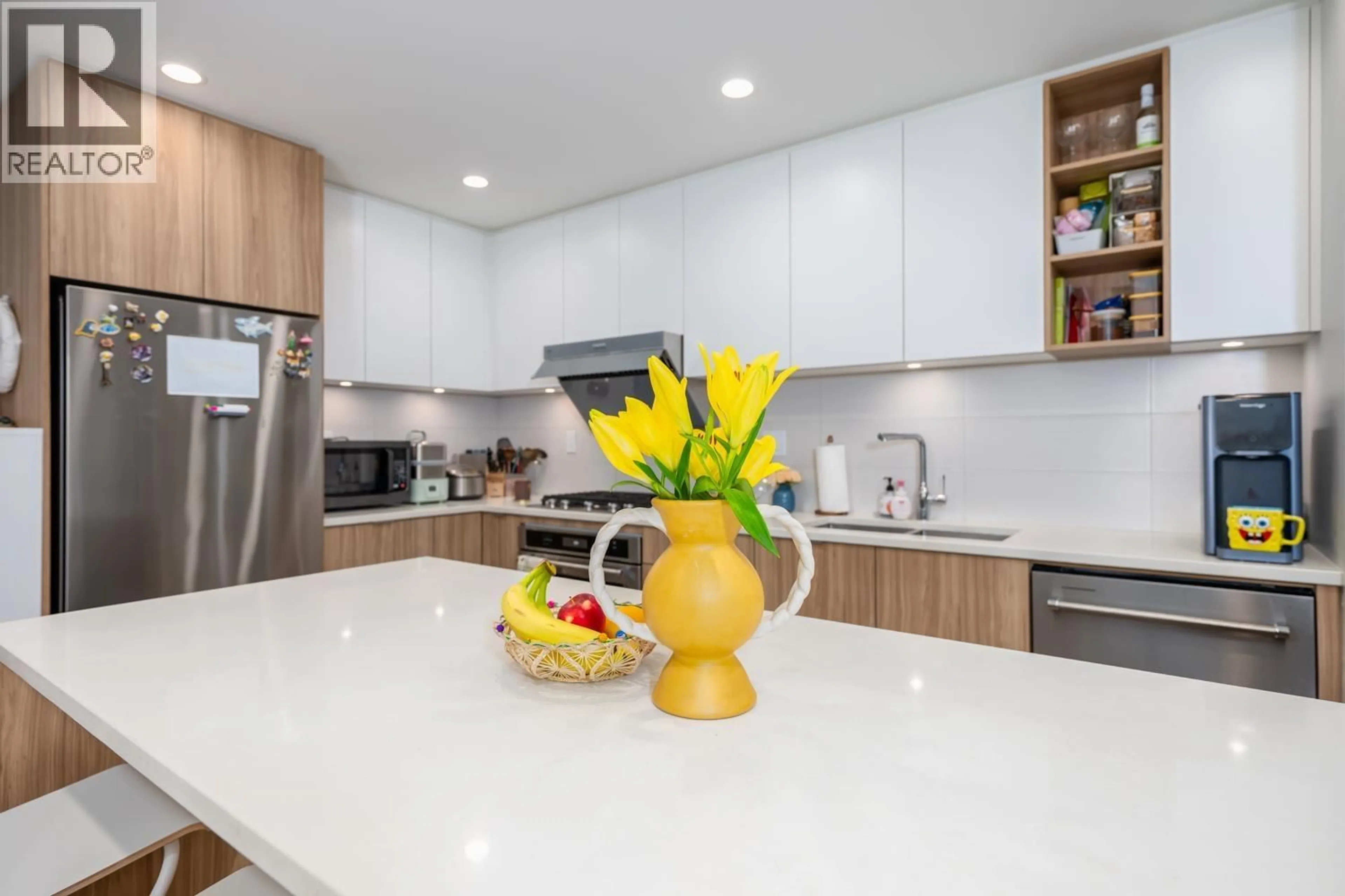 Contemporary kitchen, unknown for 403 - 750 DOGWOOD STREET, Coquitlam British Columbia V3J4B7