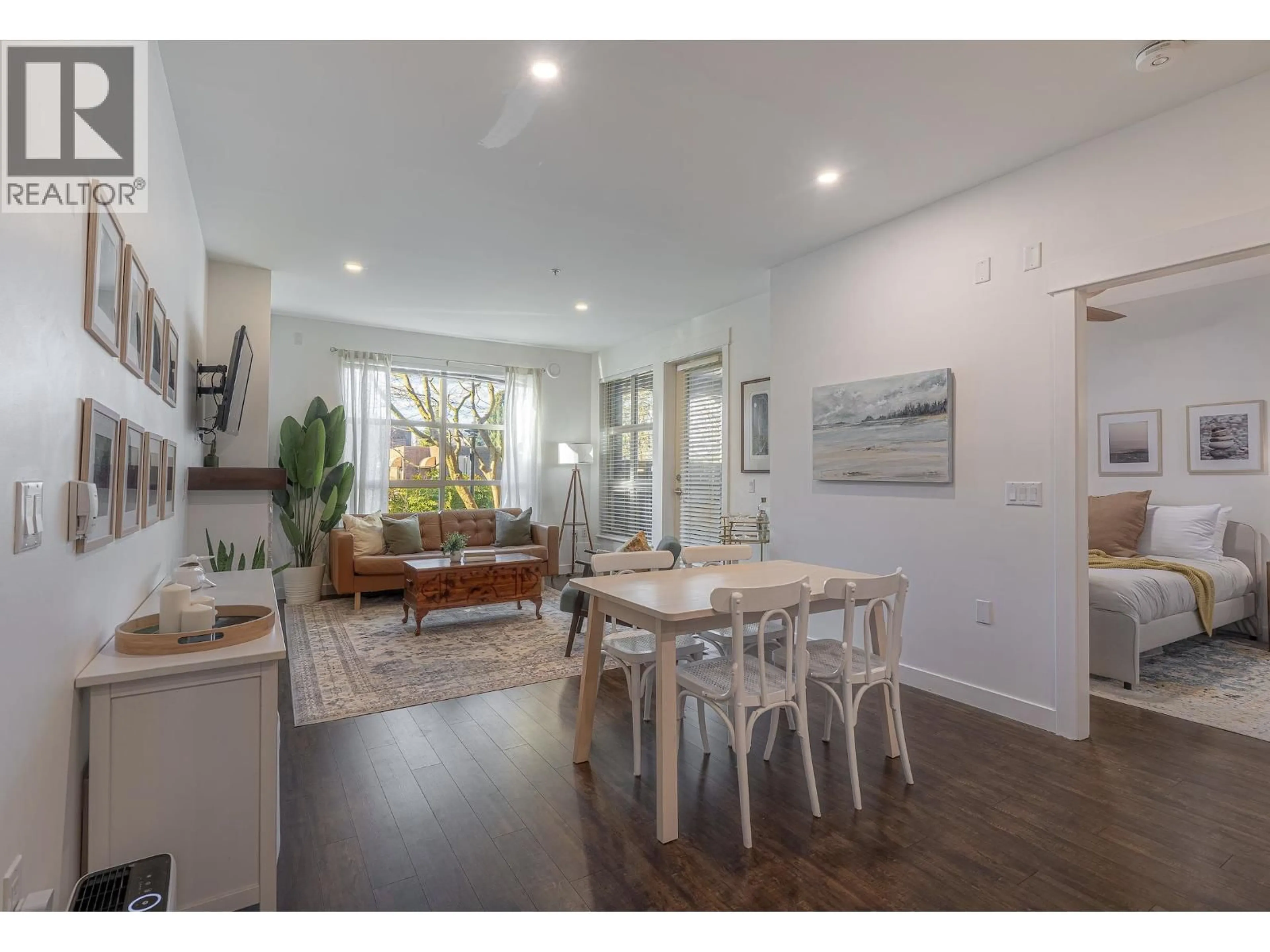 Unknown for 110 - 1468 ST. ANDREWS AVENUE, North Vancouver British Columbia V7L0A8