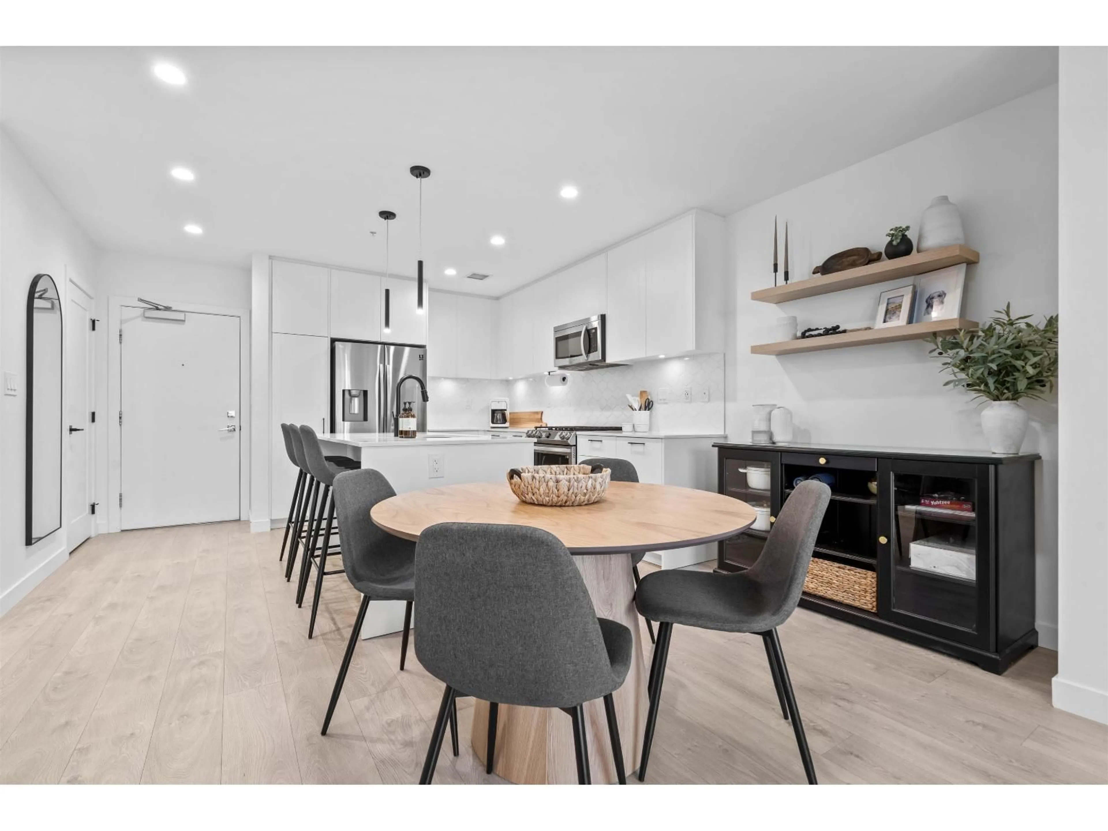 Open concept kitchen, unknown for A412 - 20018 83A AVENUE, Langley British Columbia V2Y3P2