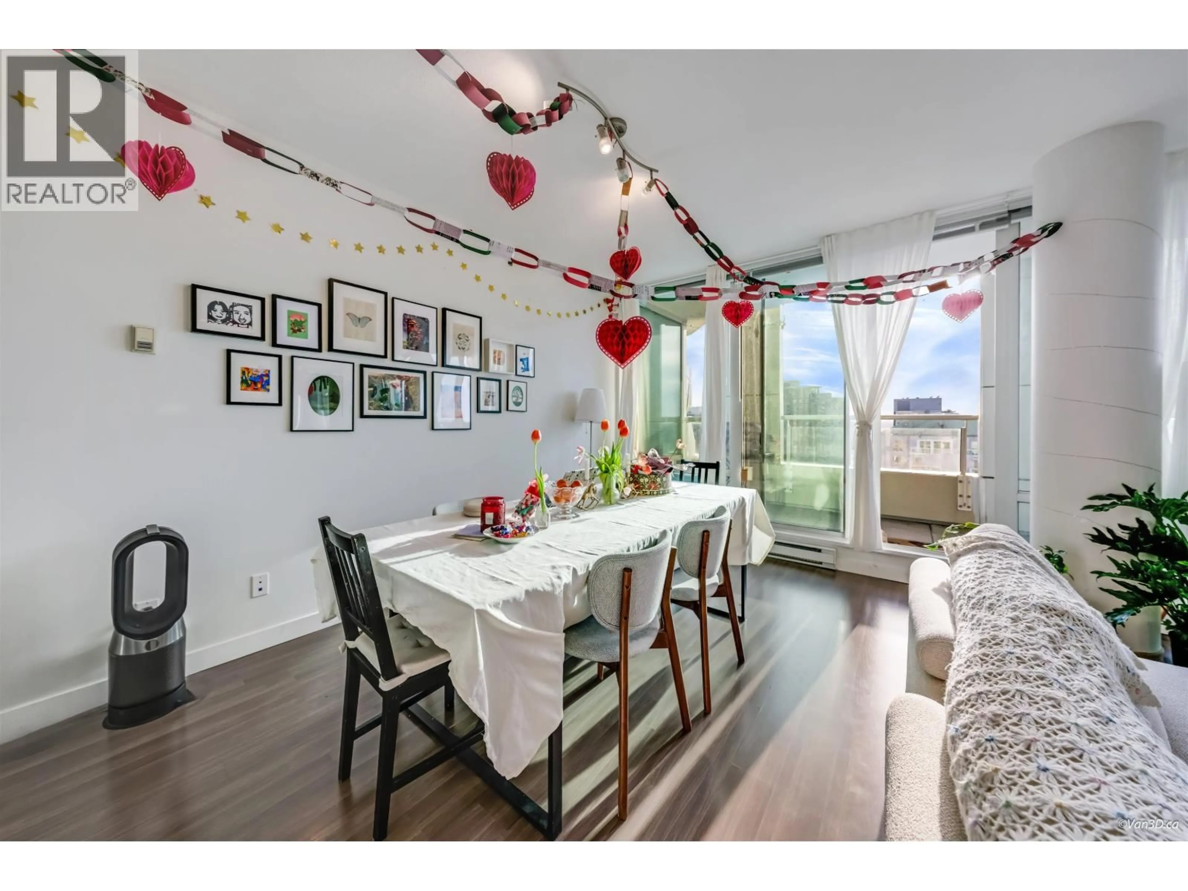 Dining room, wood/laminate floor for 2603 - 1500 HORNBY STREET, Vancouver British Columbia V6Z2R1