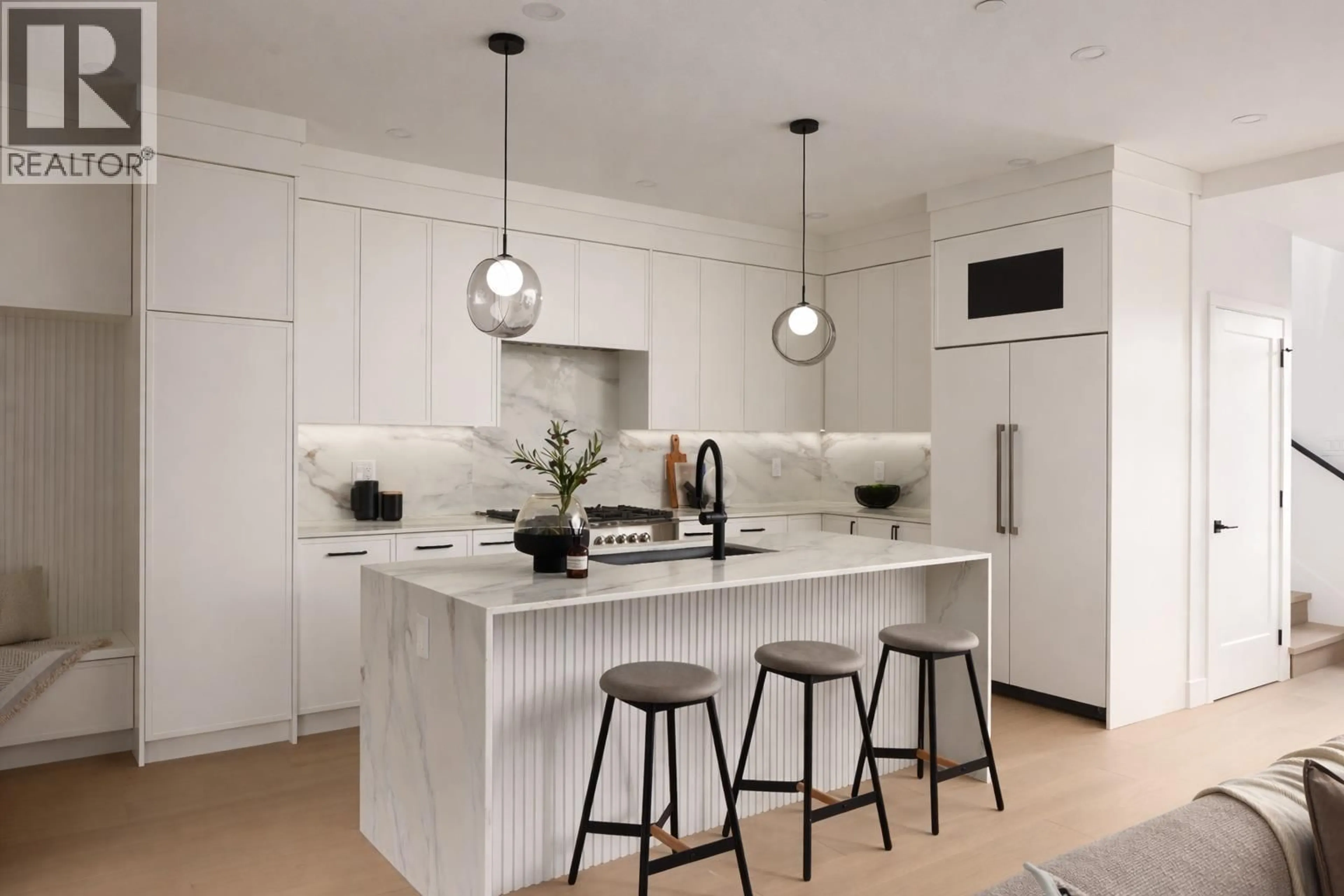 Contemporary kitchen, unknown for 1 - 421 23RD AVENUE, Vancouver British Columbia V5Y2H5