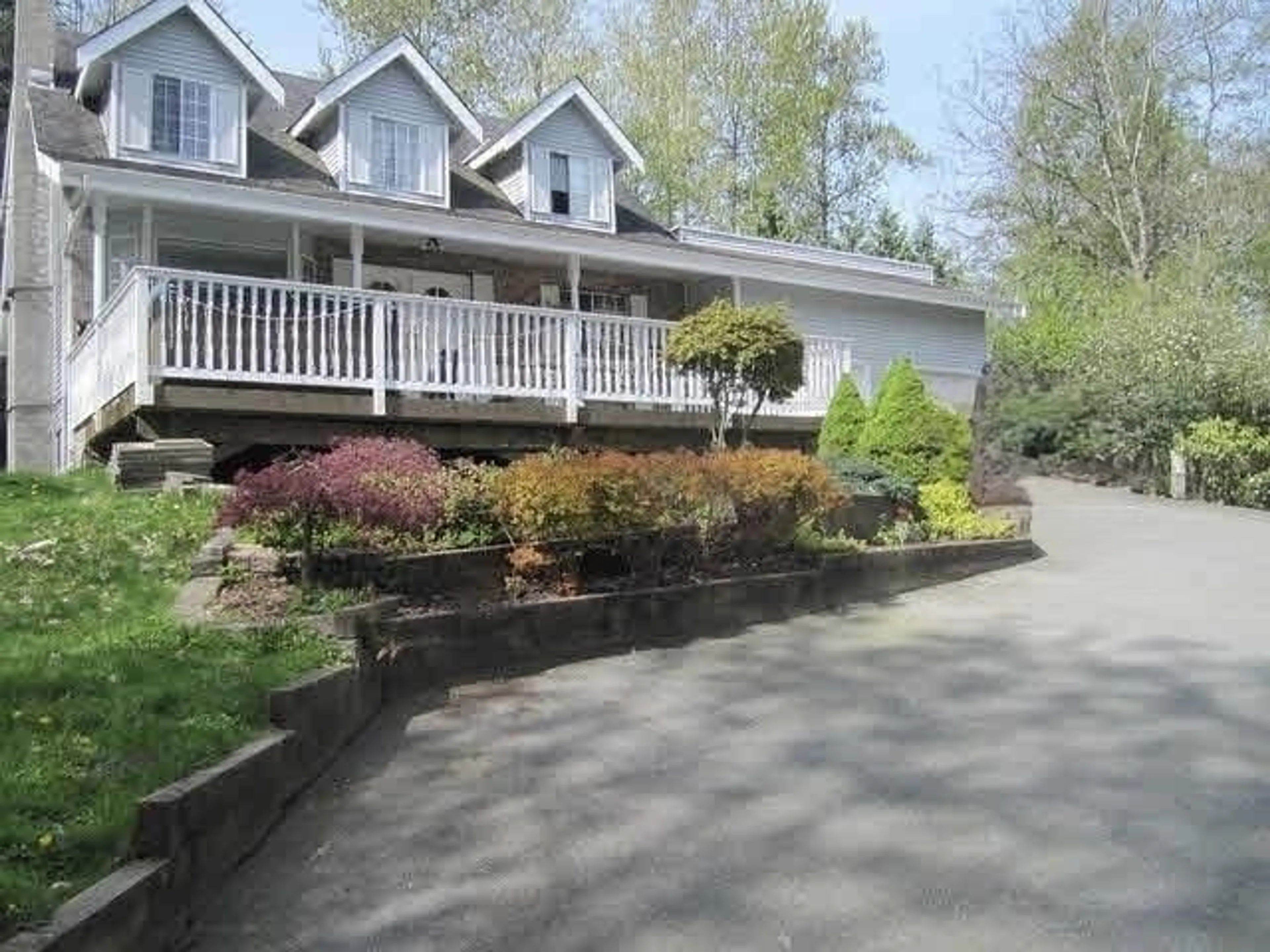 Unknown for 10235 176 STREET, Surrey British Columbia V4N4H2