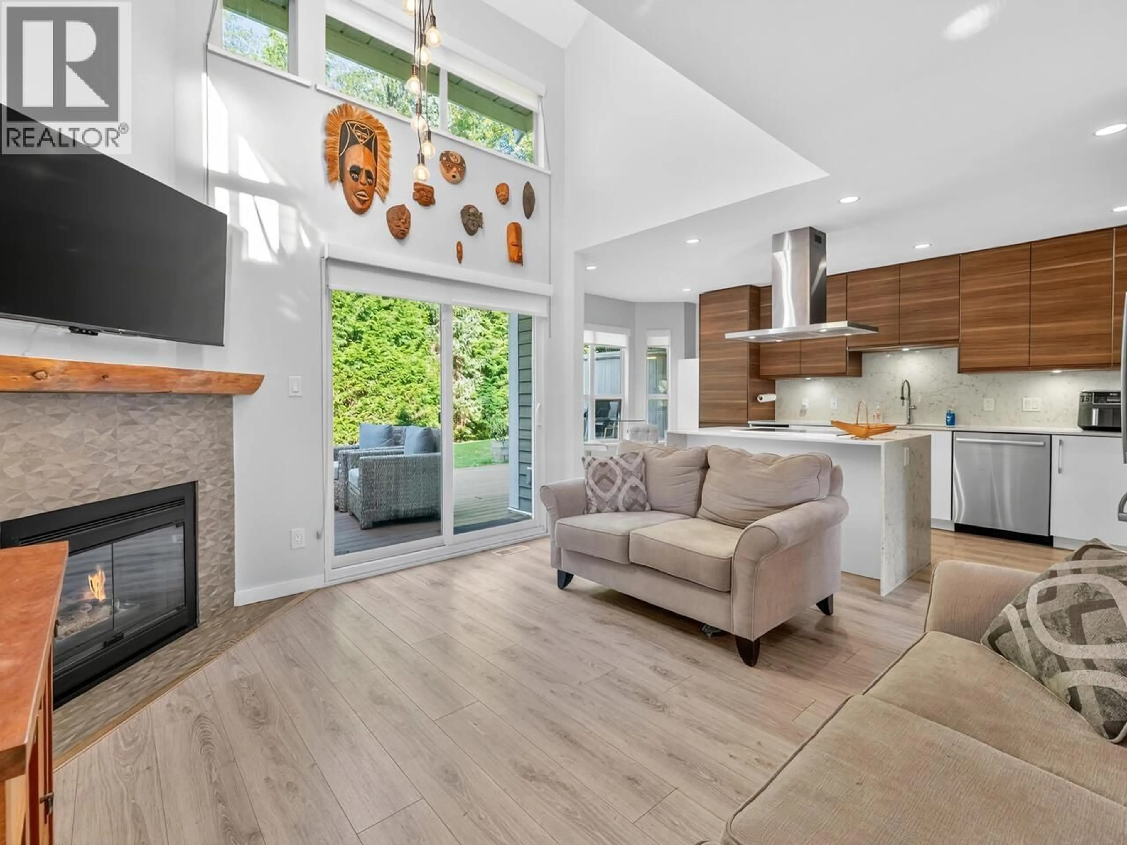 Open concept kitchen, unknown for 52 - 650 ROCHE POINT DRIVE, North Vancouver British Columbia V7H2Z5