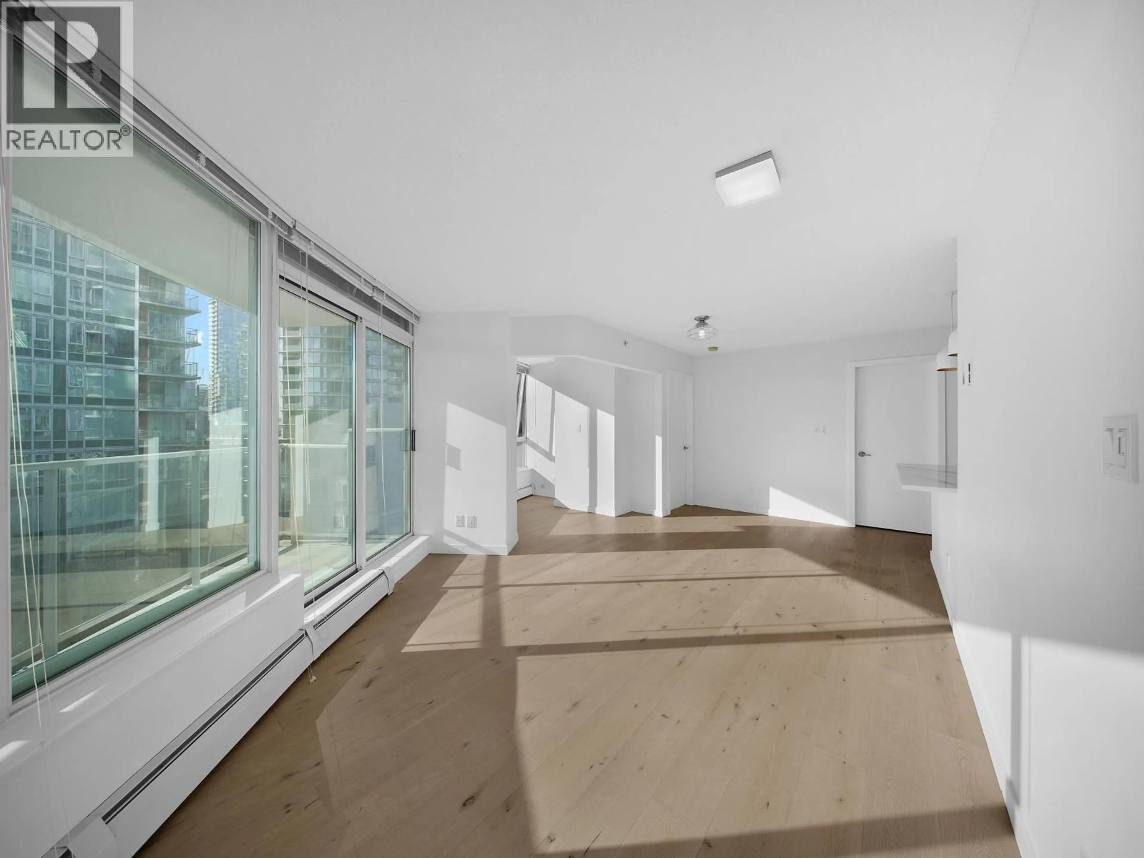 Unknown for 802 - 58 KEEFER PLACE, Vancouver British Columbia V6B0B8