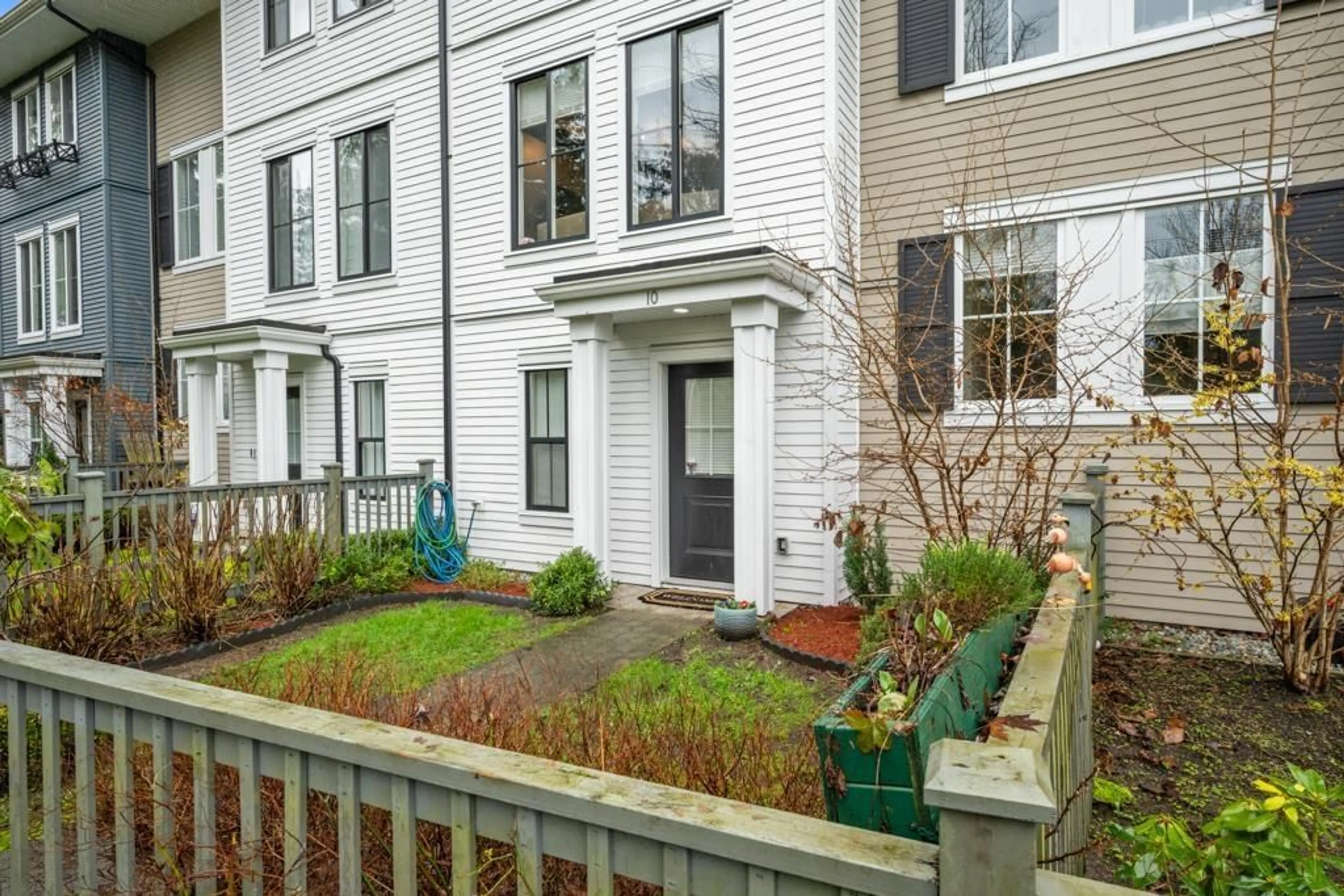 Patio, street for 10 - 10735 84 AVENUE, Delta British Columbia V4C0C7