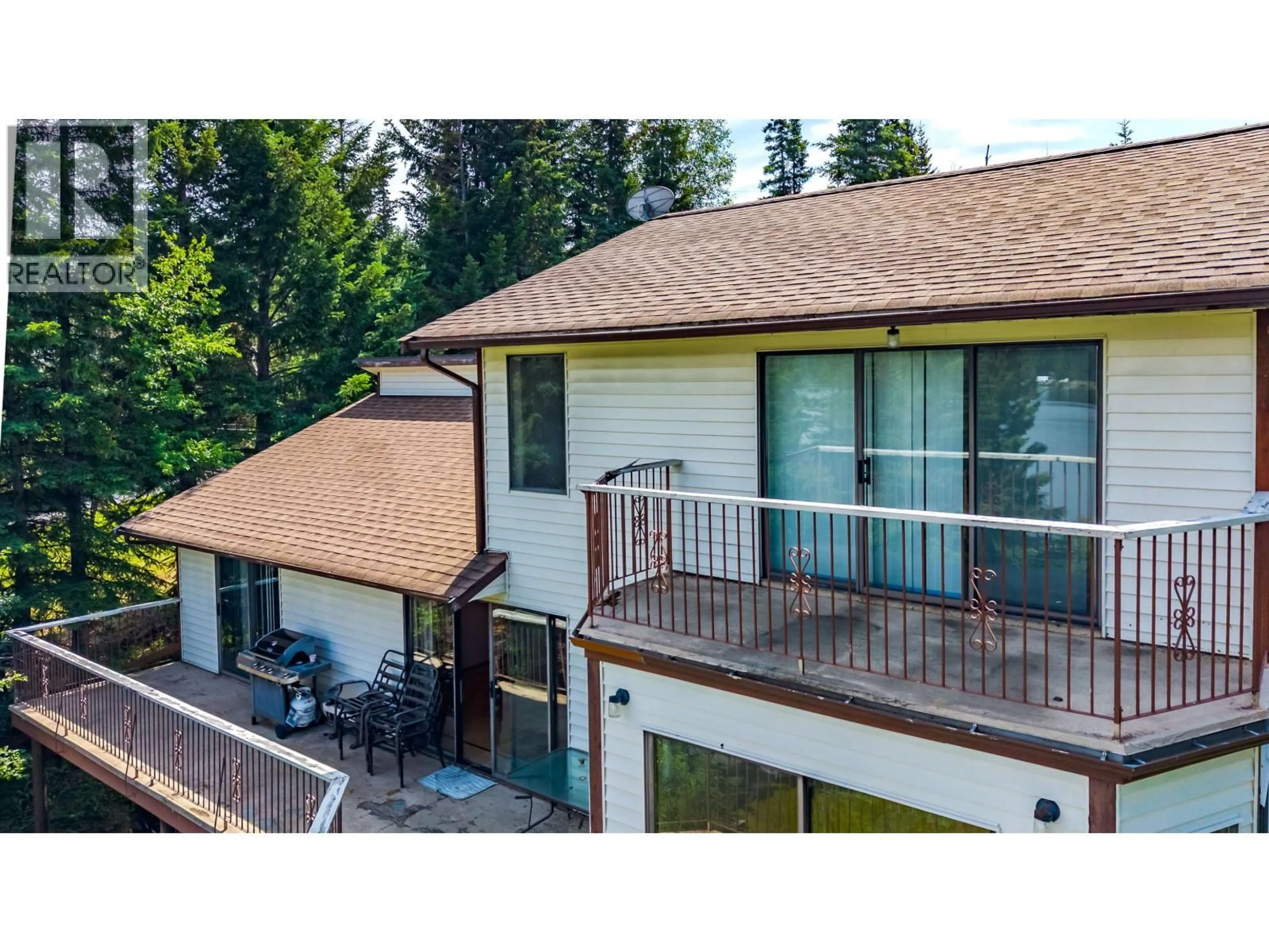 A pic from outside/outdoor area/front of a property/back of a property/a pic from drone, unknown for 7607 BEAZELY ROAD, Deka Lake / Sulphurous / Hathaway Lakes British Columbia V0K1X3